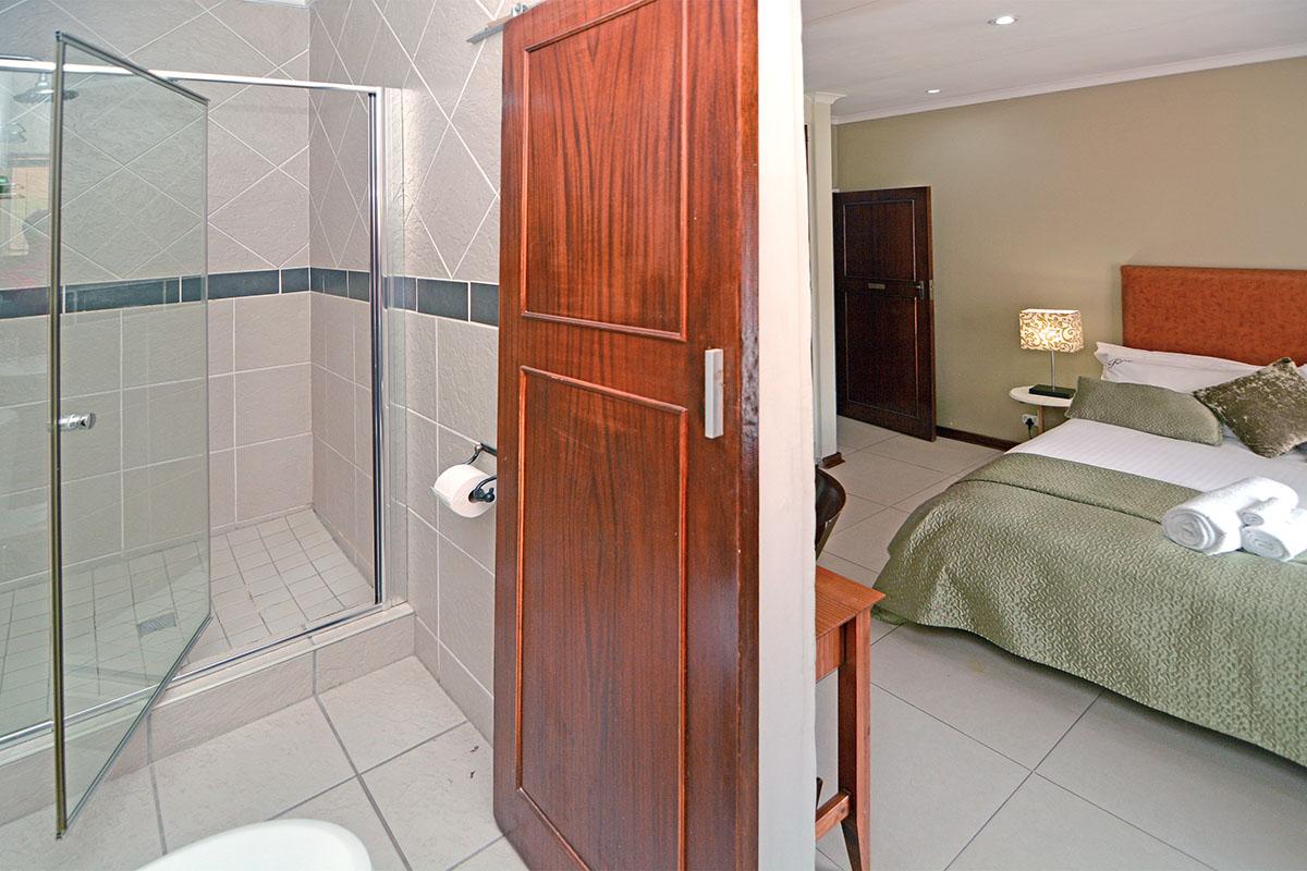 8 Bedroom Property for Sale in Morning Hill Gauteng