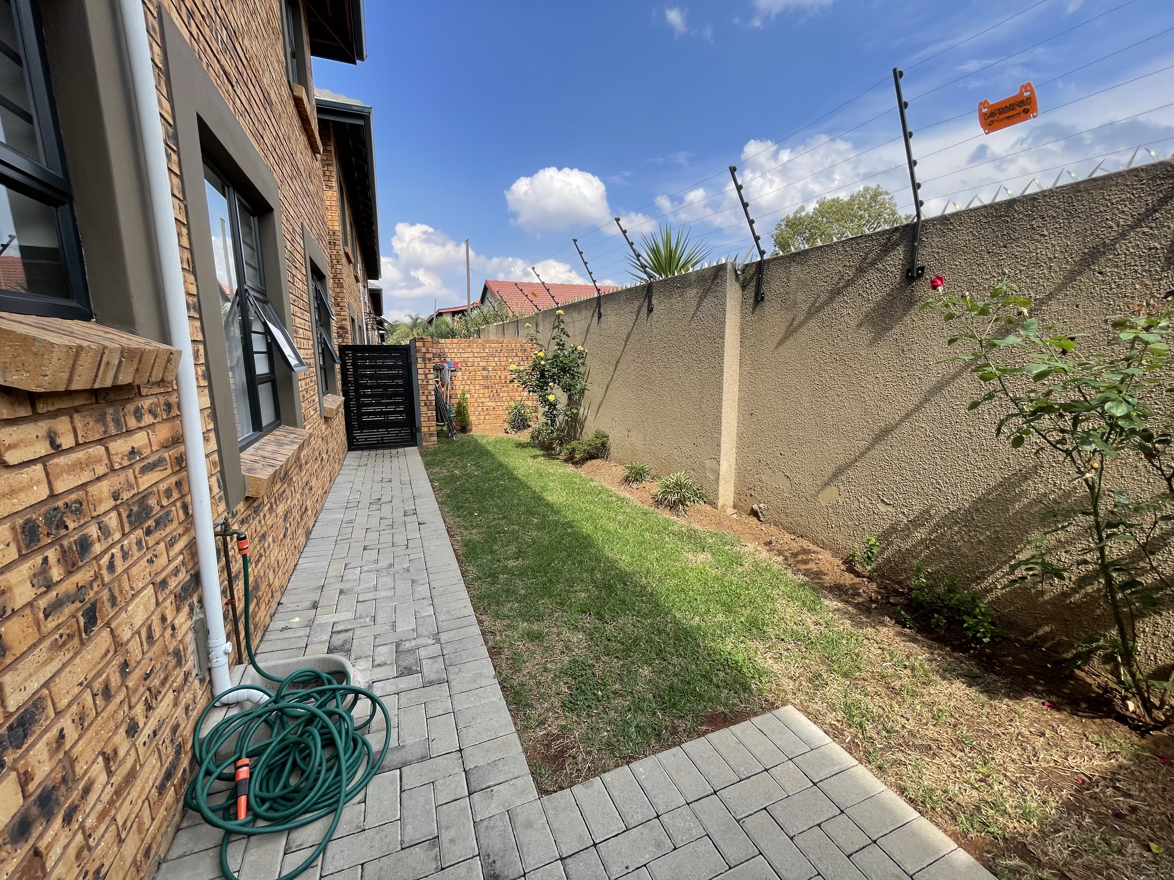 3 Bedroom Property for Sale in Ravenswood Gauteng