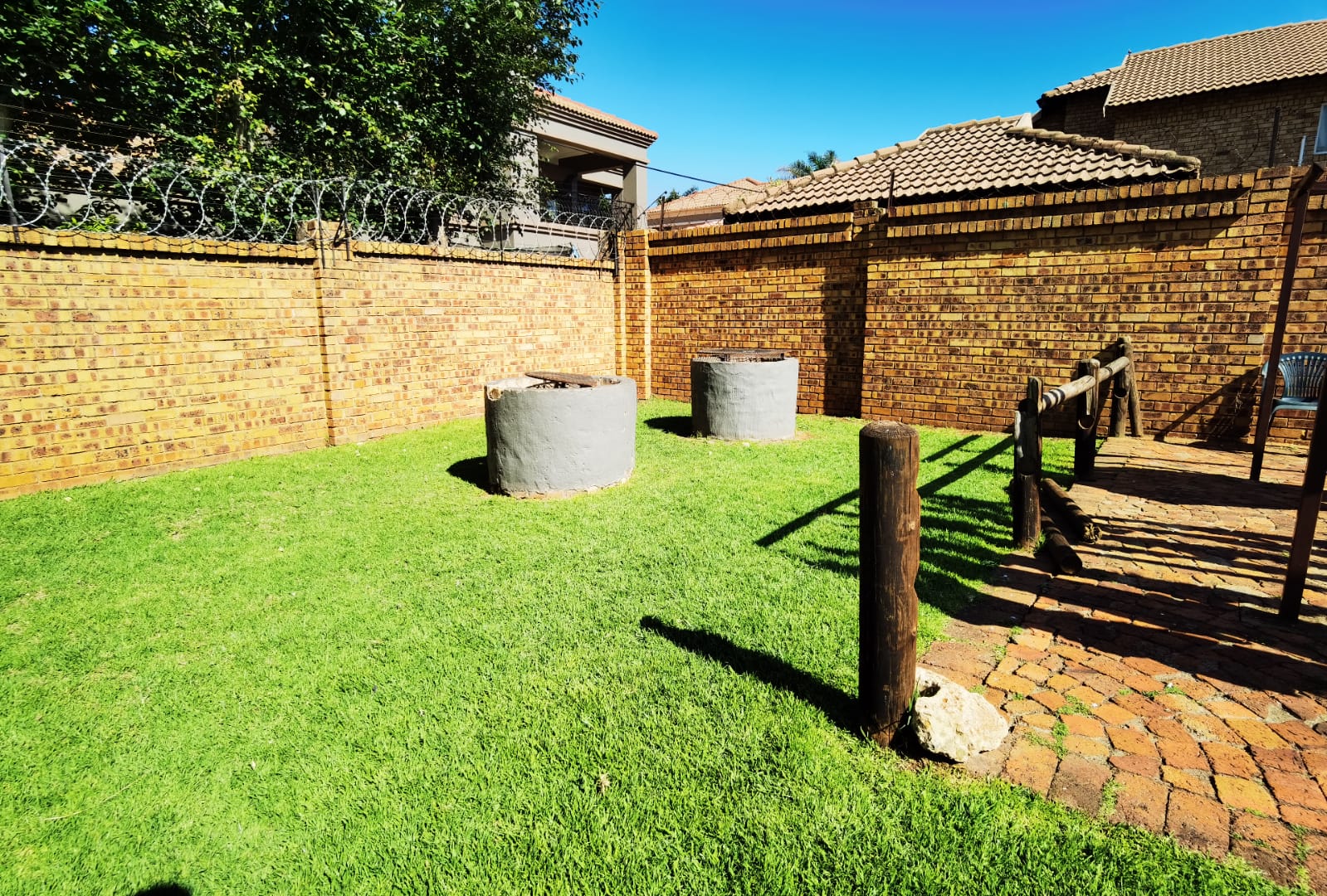 2 Bedroom Property for Sale in Kenleaf Gauteng