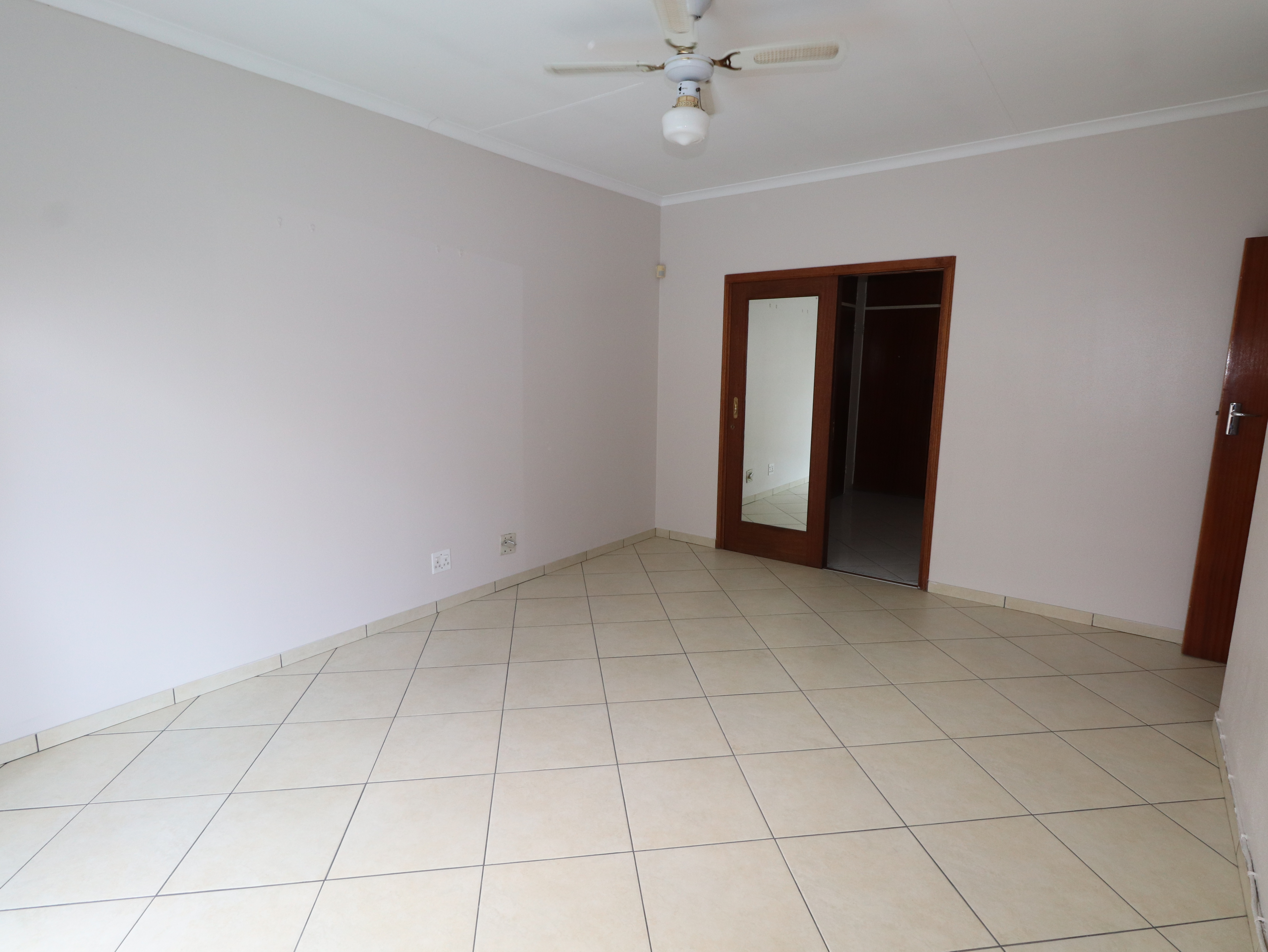 3 Bedroom Property for Sale in Birchleigh North Gauteng