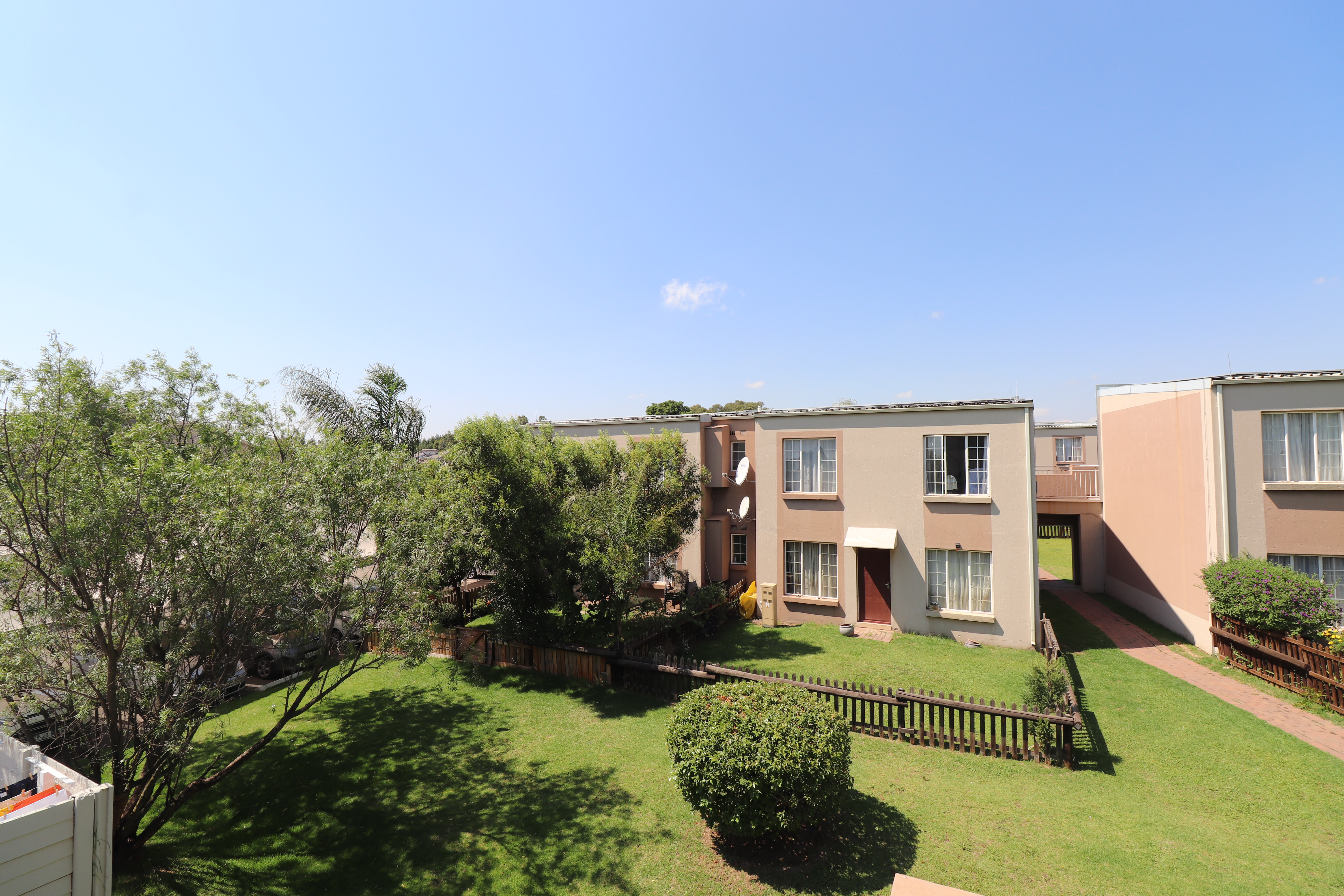 2 Bedroom Property for Sale in Norton Home Estate AH Gauteng