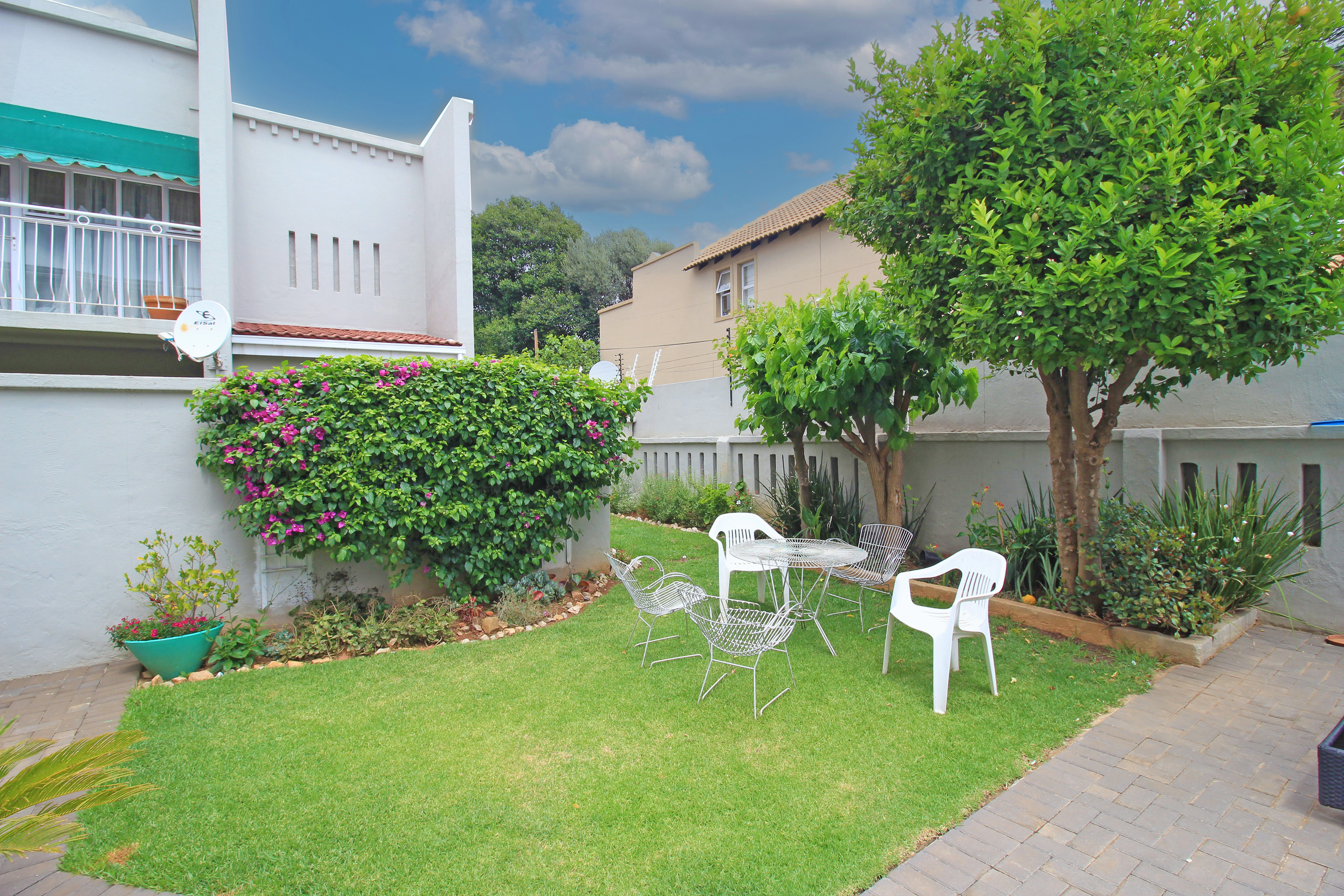 2 Bedroom Property for Sale in Fairland Gauteng