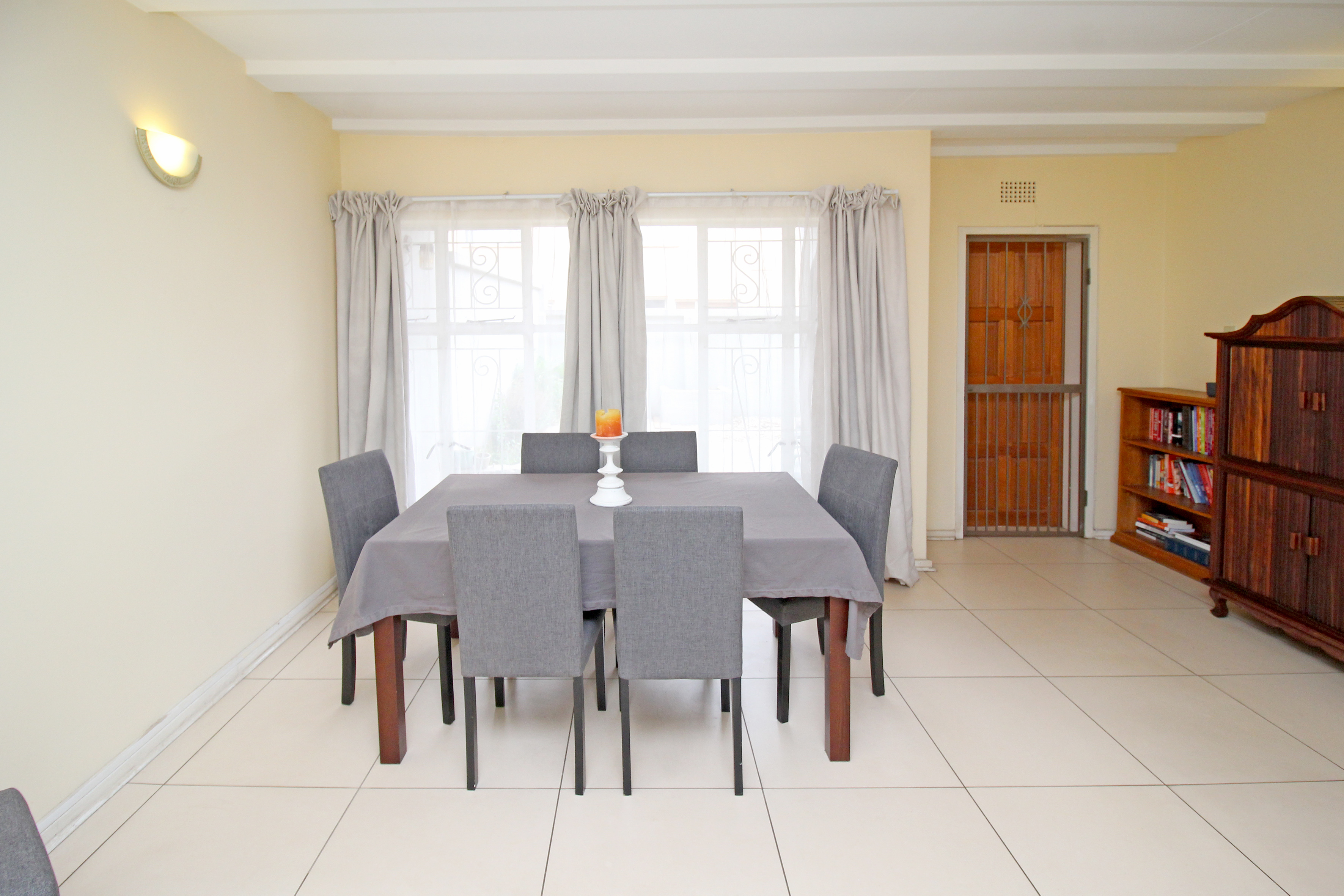 2 Bedroom Property for Sale in Fairland Gauteng