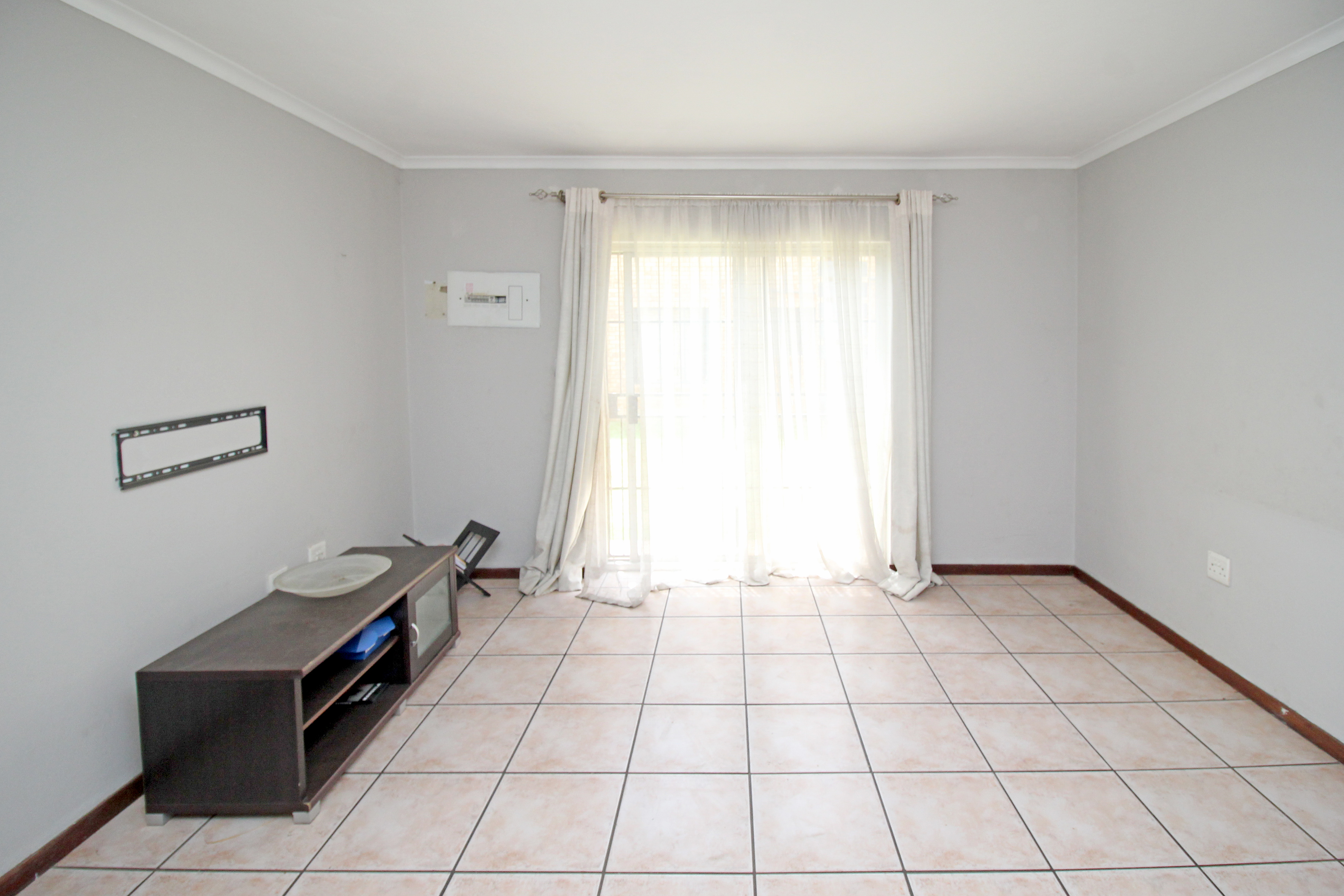 2 Bedroom Property for Sale in Weltevreden Park Gauteng