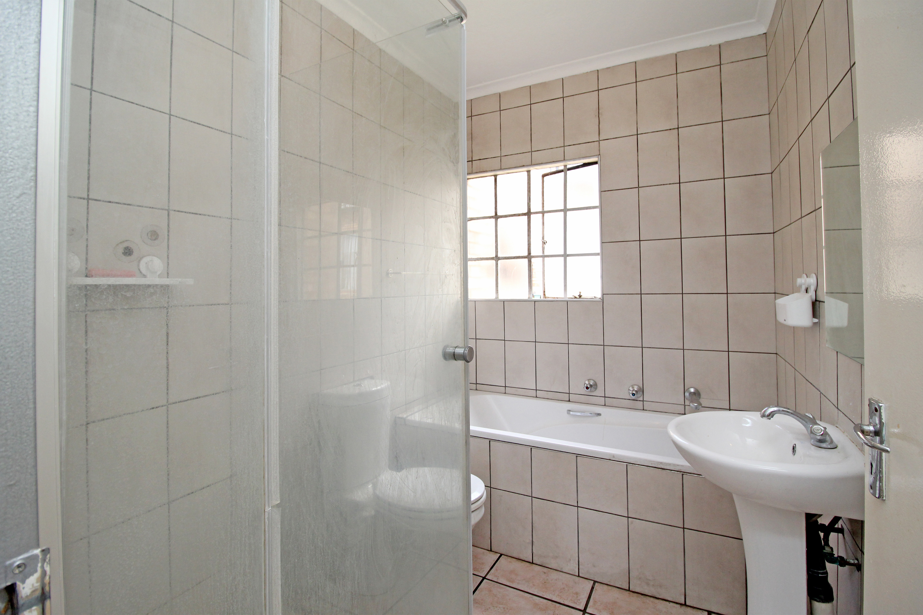 2 Bedroom Property for Sale in Weltevreden Park Gauteng