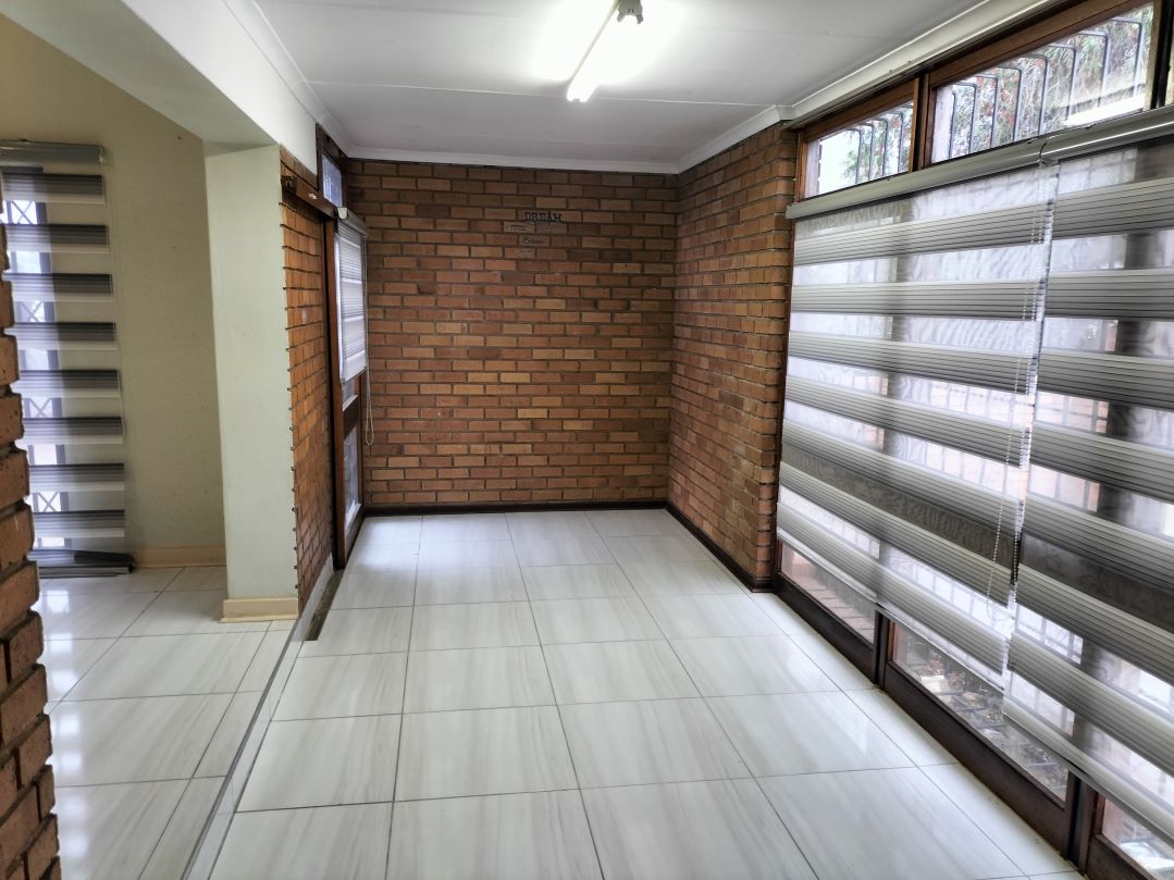 3 Bedroom Property for Sale in Discovery Gauteng