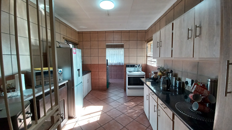 3 Bedroom Property for Sale in Vanderbijlpark SE 2 Gauteng