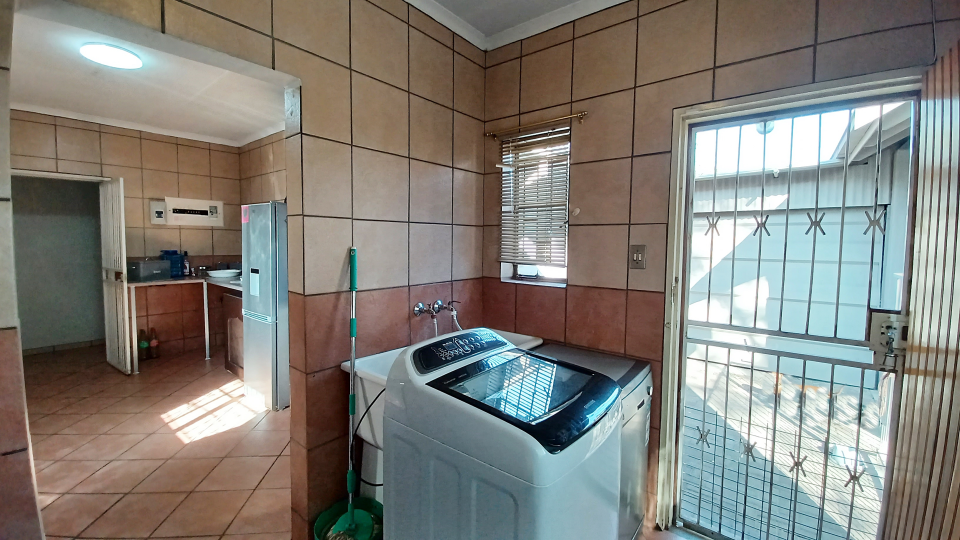 3 Bedroom Property for Sale in Vanderbijlpark SE 2 Gauteng