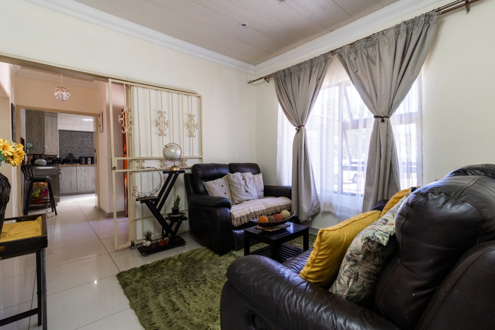 4 Bedroom Property for Sale in Glenanda Gauteng