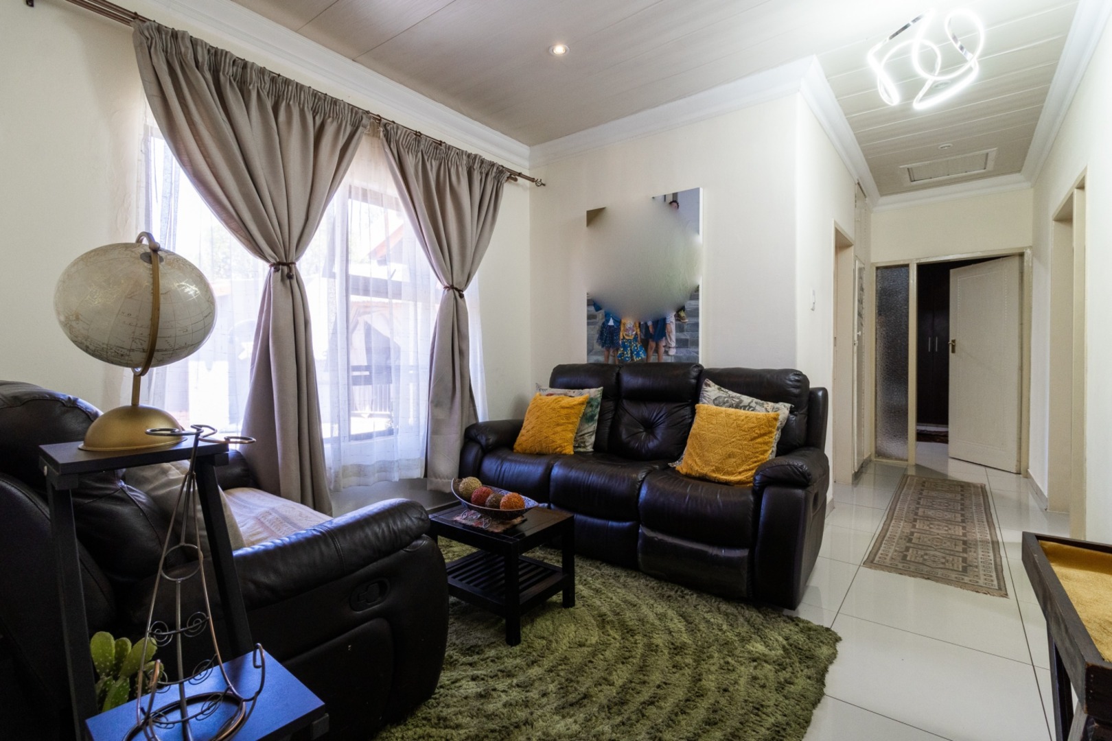 4 Bedroom Property for Sale in Glenanda Gauteng