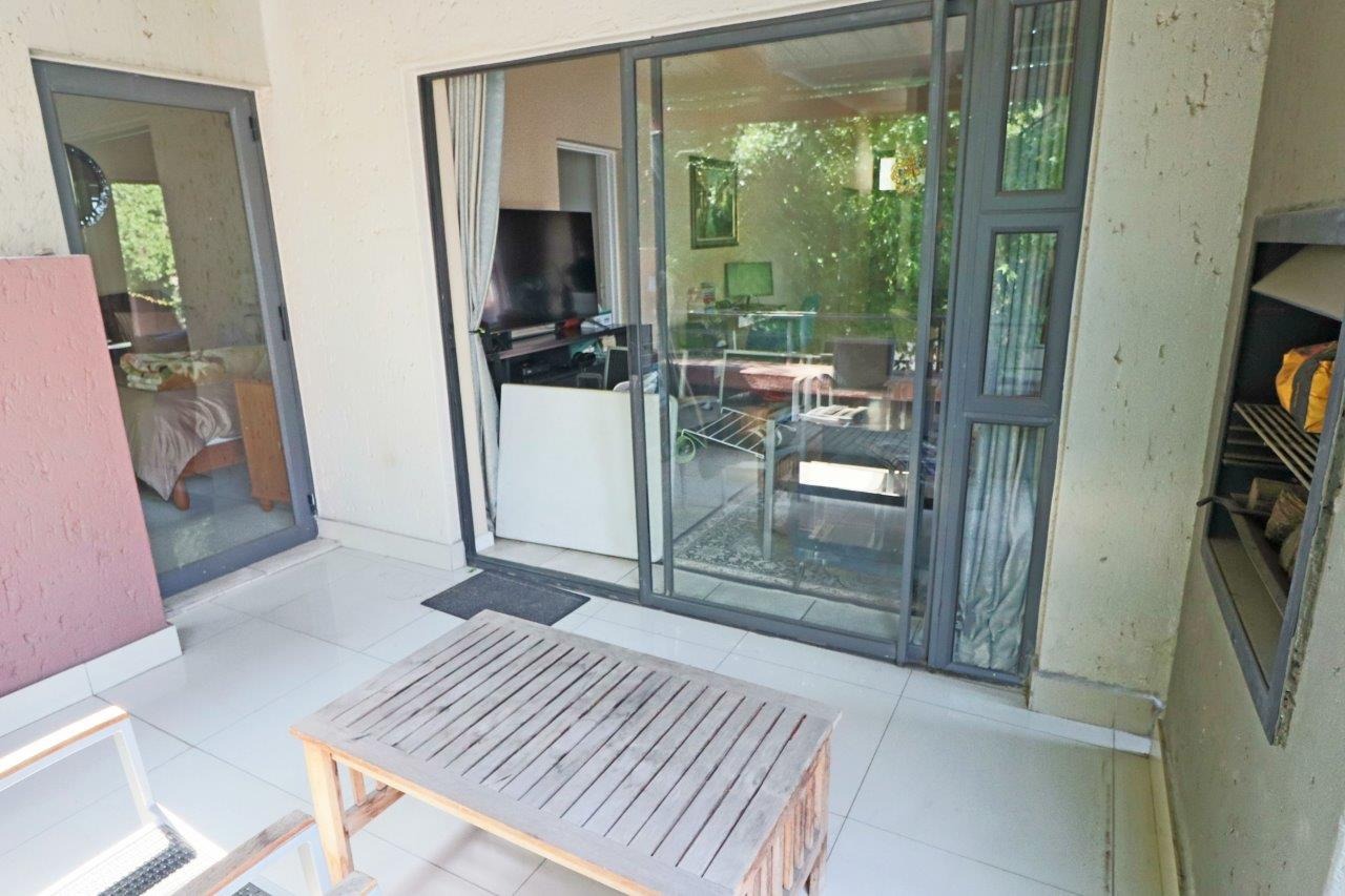 To Let 2 Bedroom Property for Rent in Bryanston Gauteng