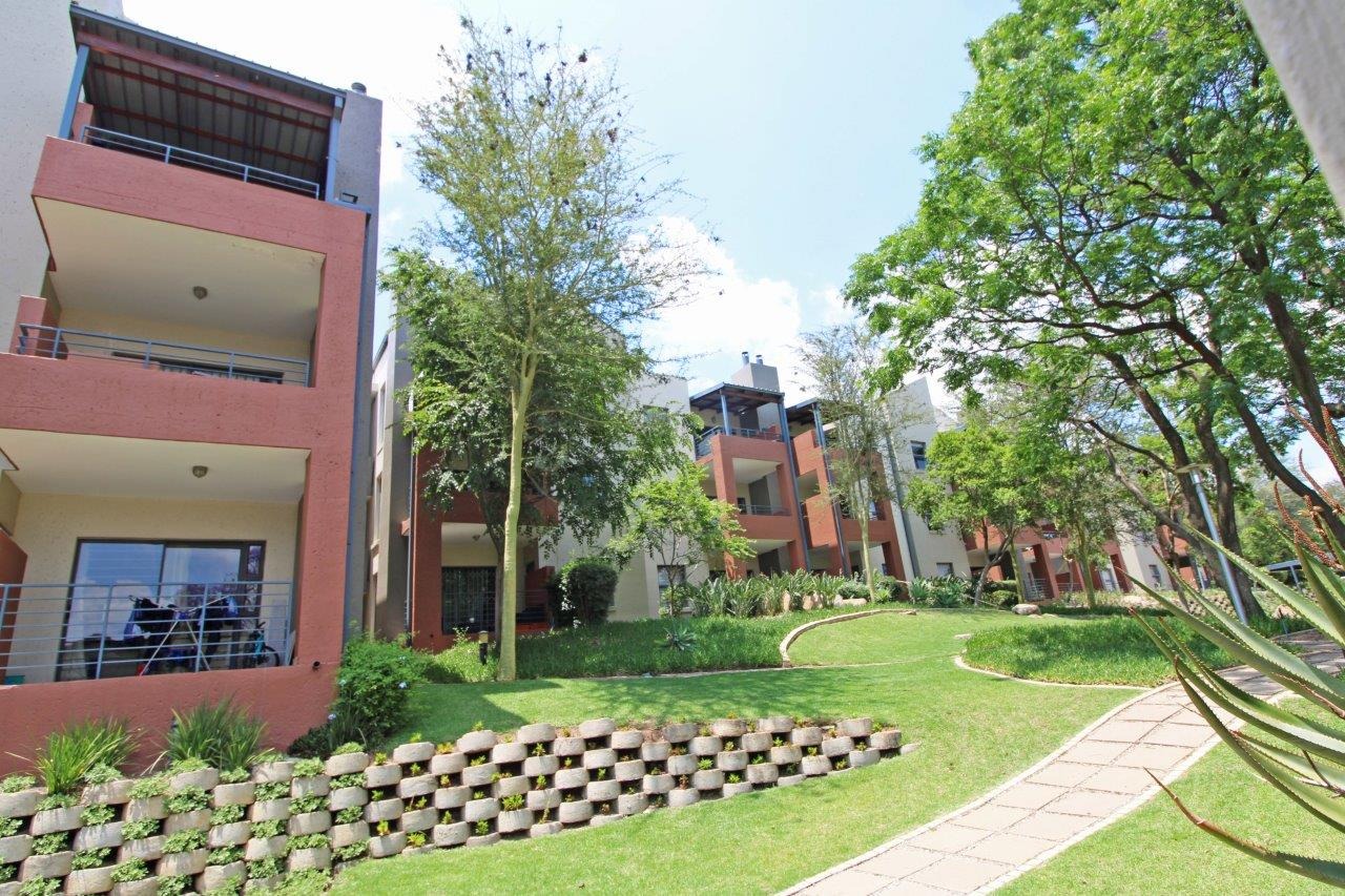 To Let 2 Bedroom Property for Rent in Bryanston Gauteng