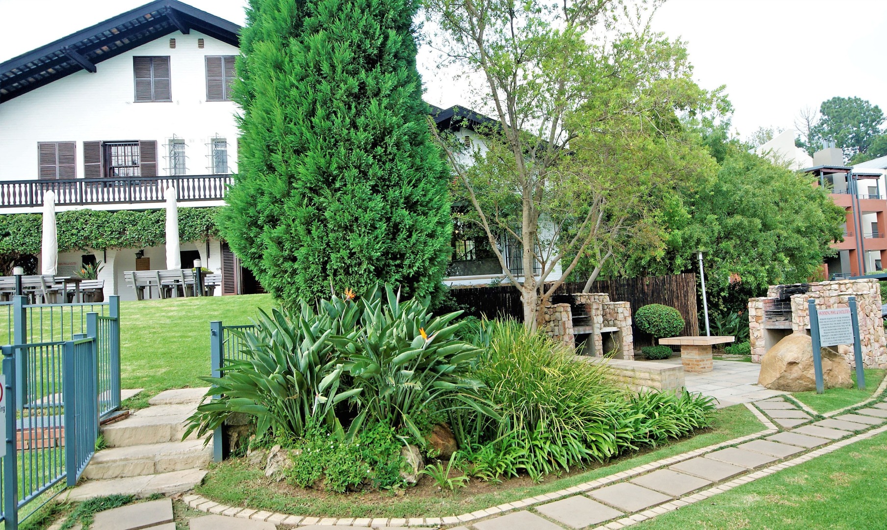 To Let 2 Bedroom Property for Rent in Bryanston Gauteng