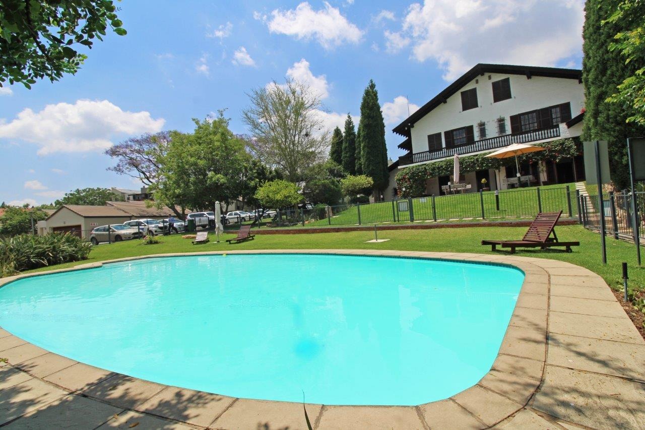 To Let 2 Bedroom Property for Rent in Bryanston Gauteng