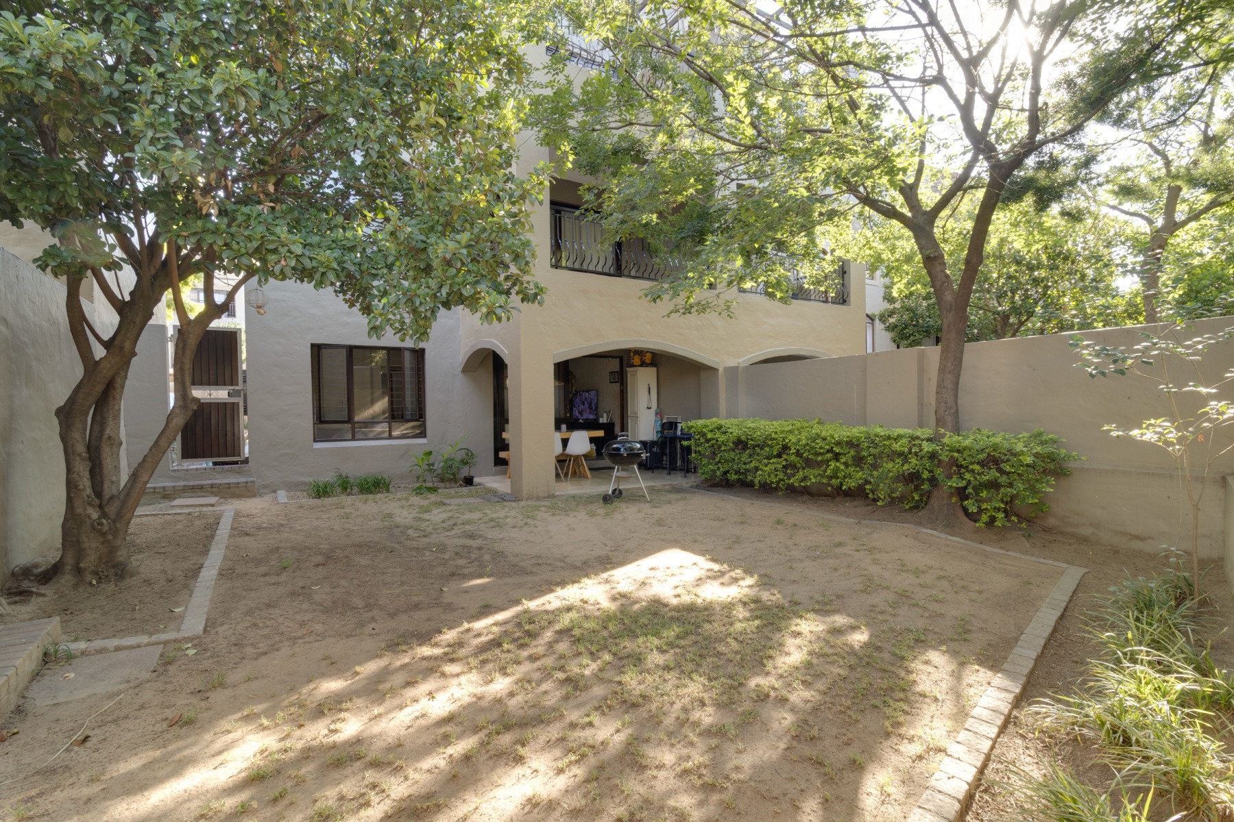 1 Bedroom Property for Sale in Lonehill Gauteng