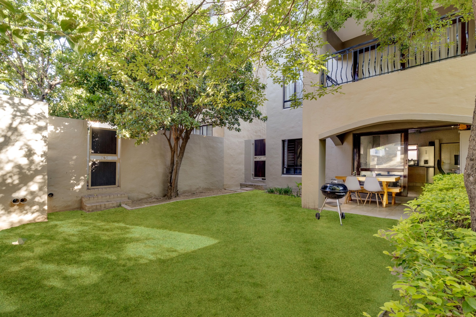 1 Bedroom Property for Sale in Lonehill Gauteng