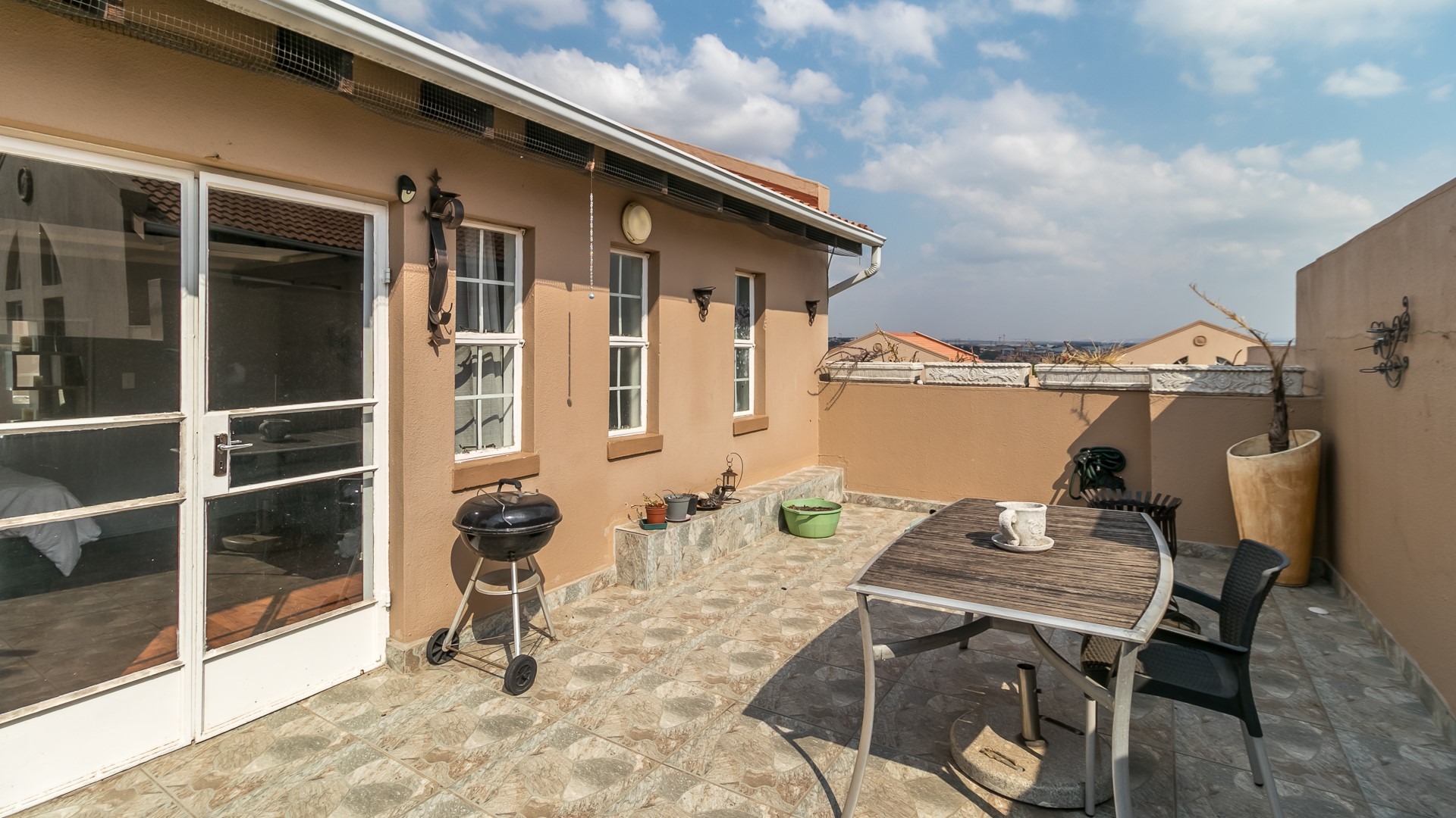 3 Bedroom Property for Sale in Vorna Valley Gauteng