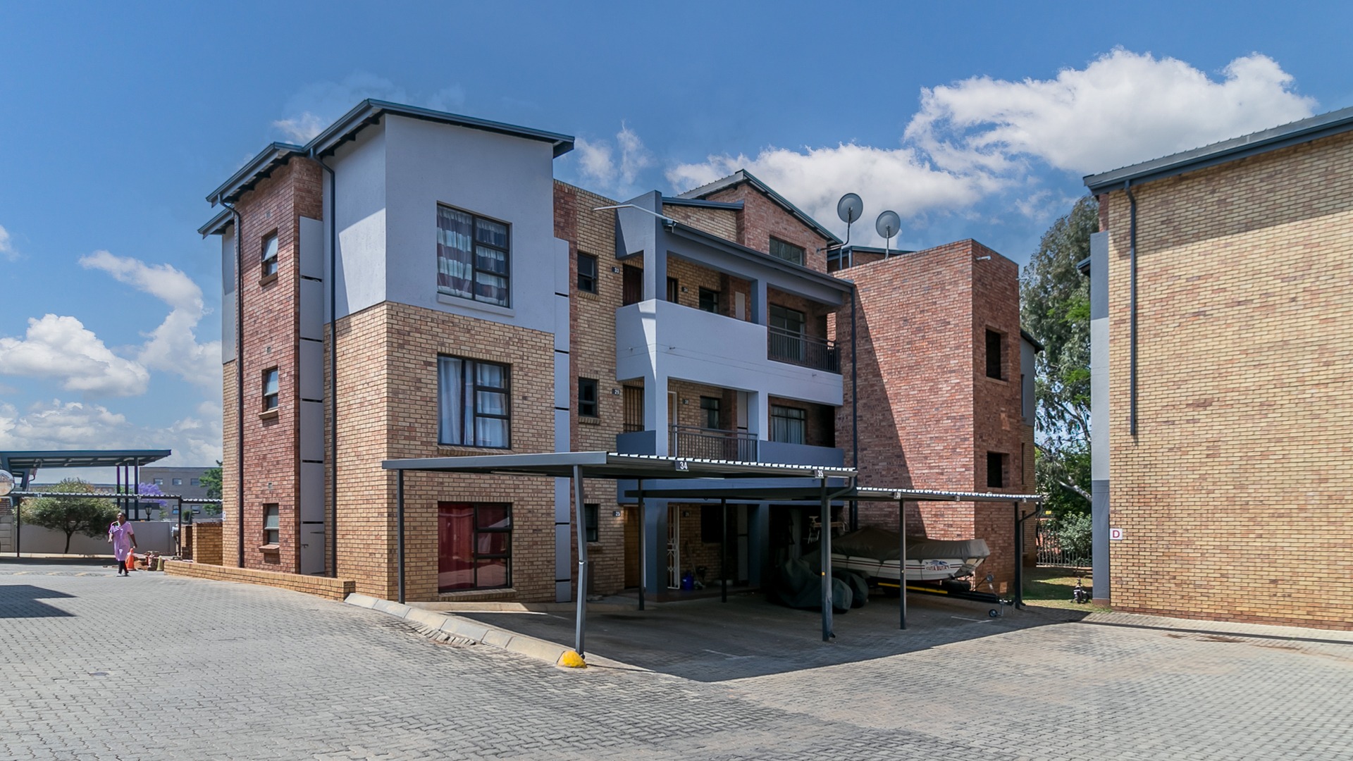 2 Bedroom Property for Sale in North Riding Gauteng