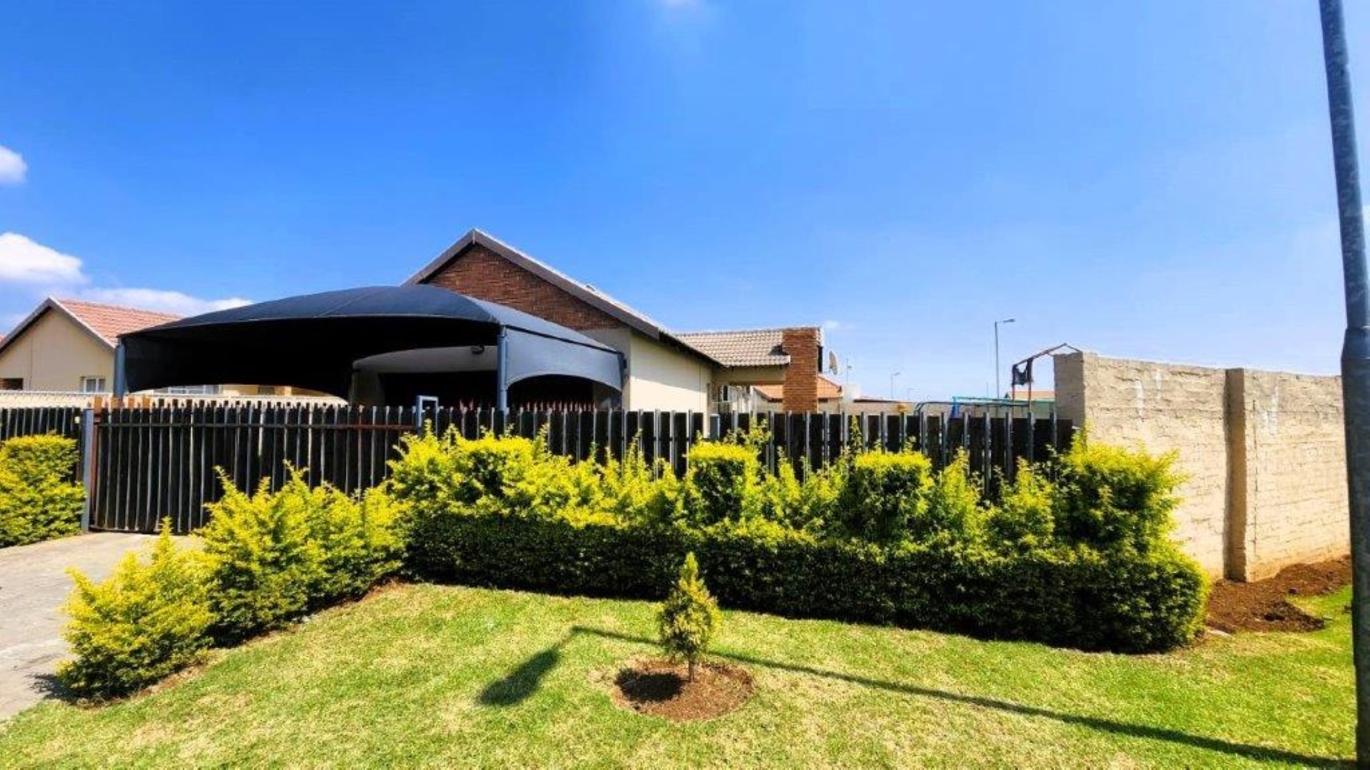 3 Bedroom Property for Sale in Waterkloof Gauteng