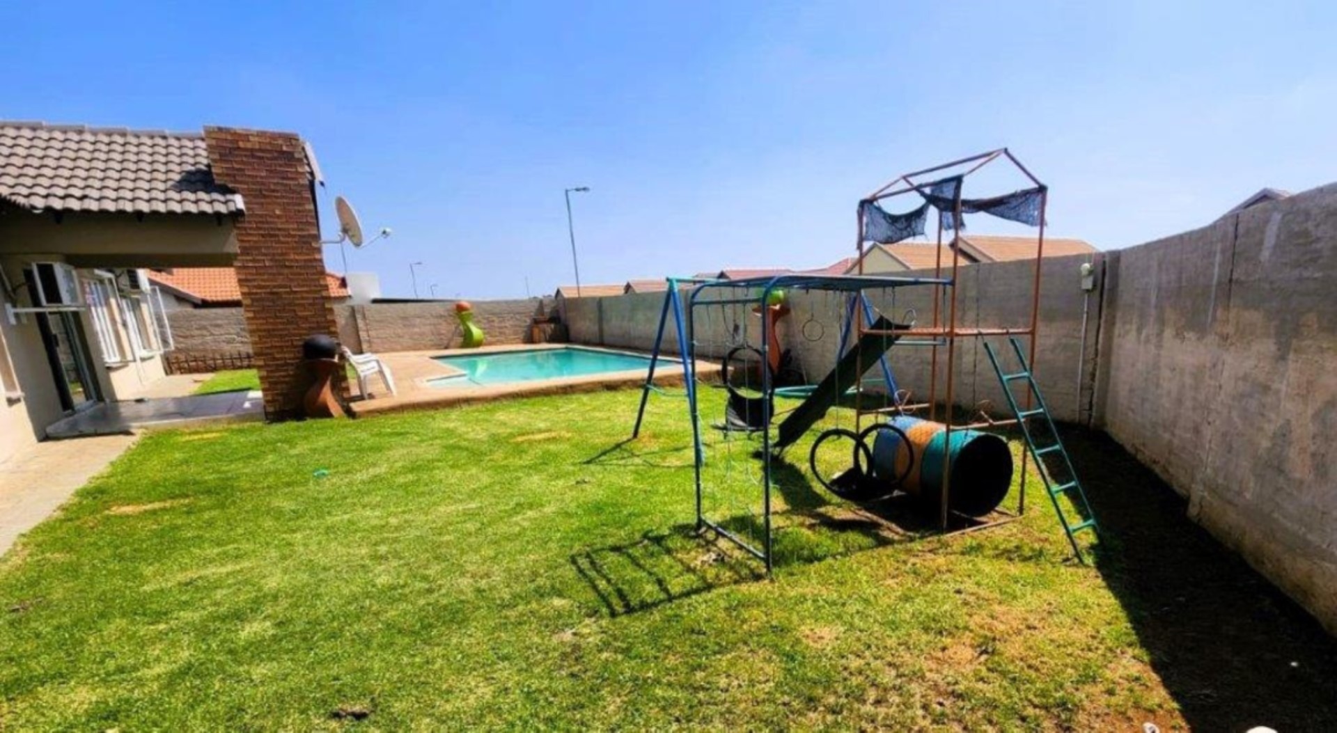 3 Bedroom Property for Sale in Waterkloof Gauteng