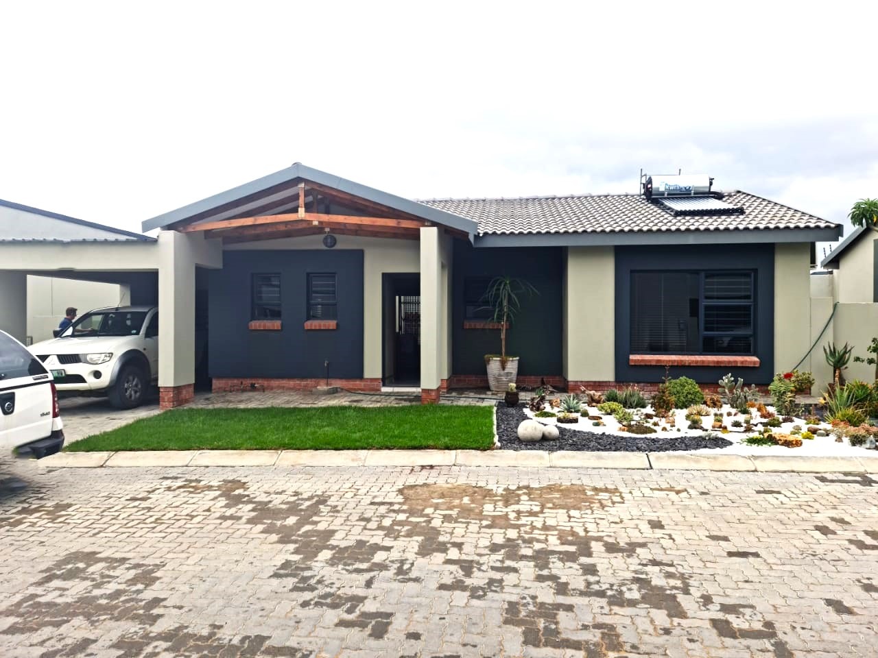 3 Bedroom Property for Sale in Waterkloof Gauteng