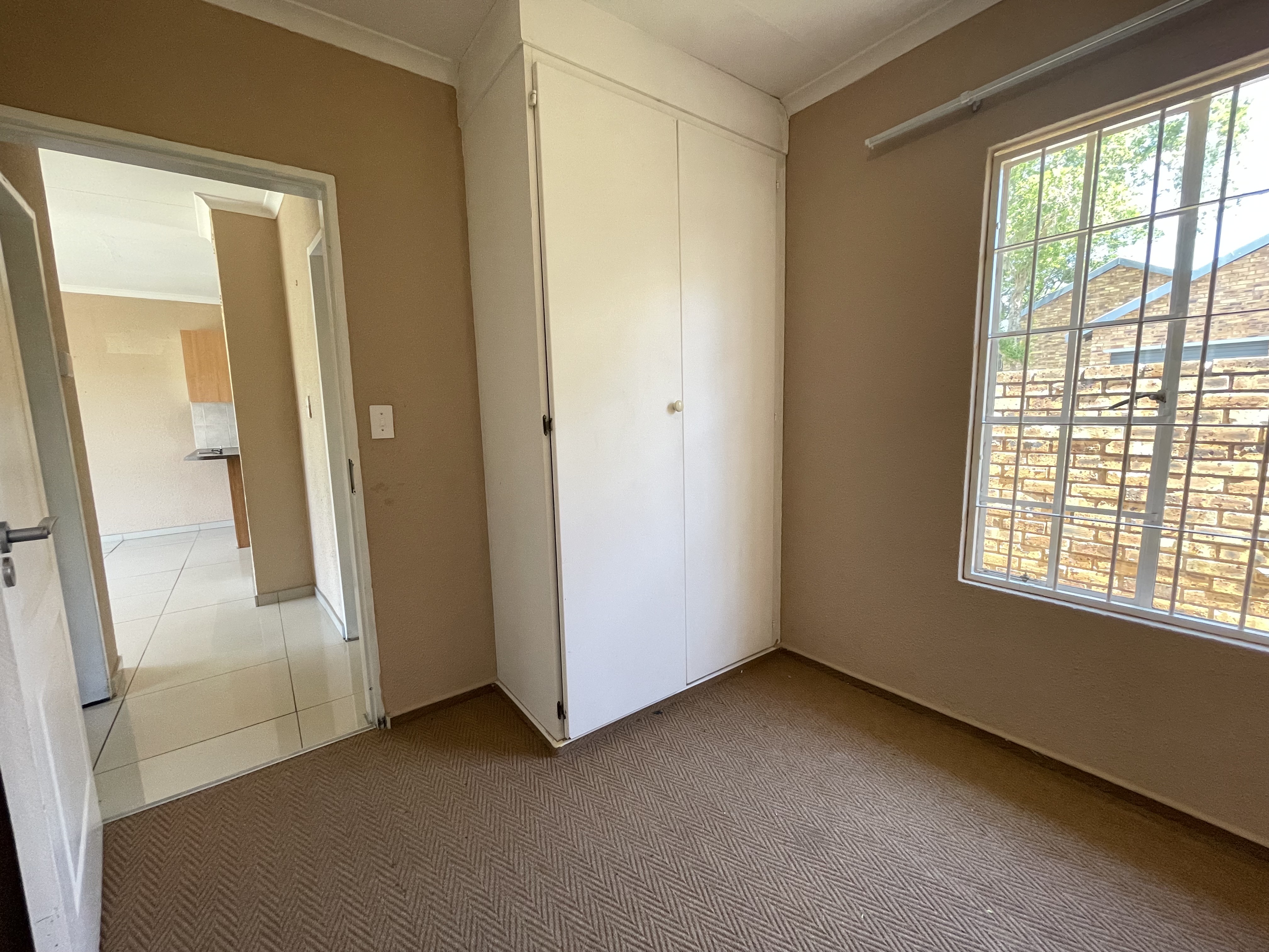 2 Bedroom Property for Sale in Honeydew Manor Gauteng