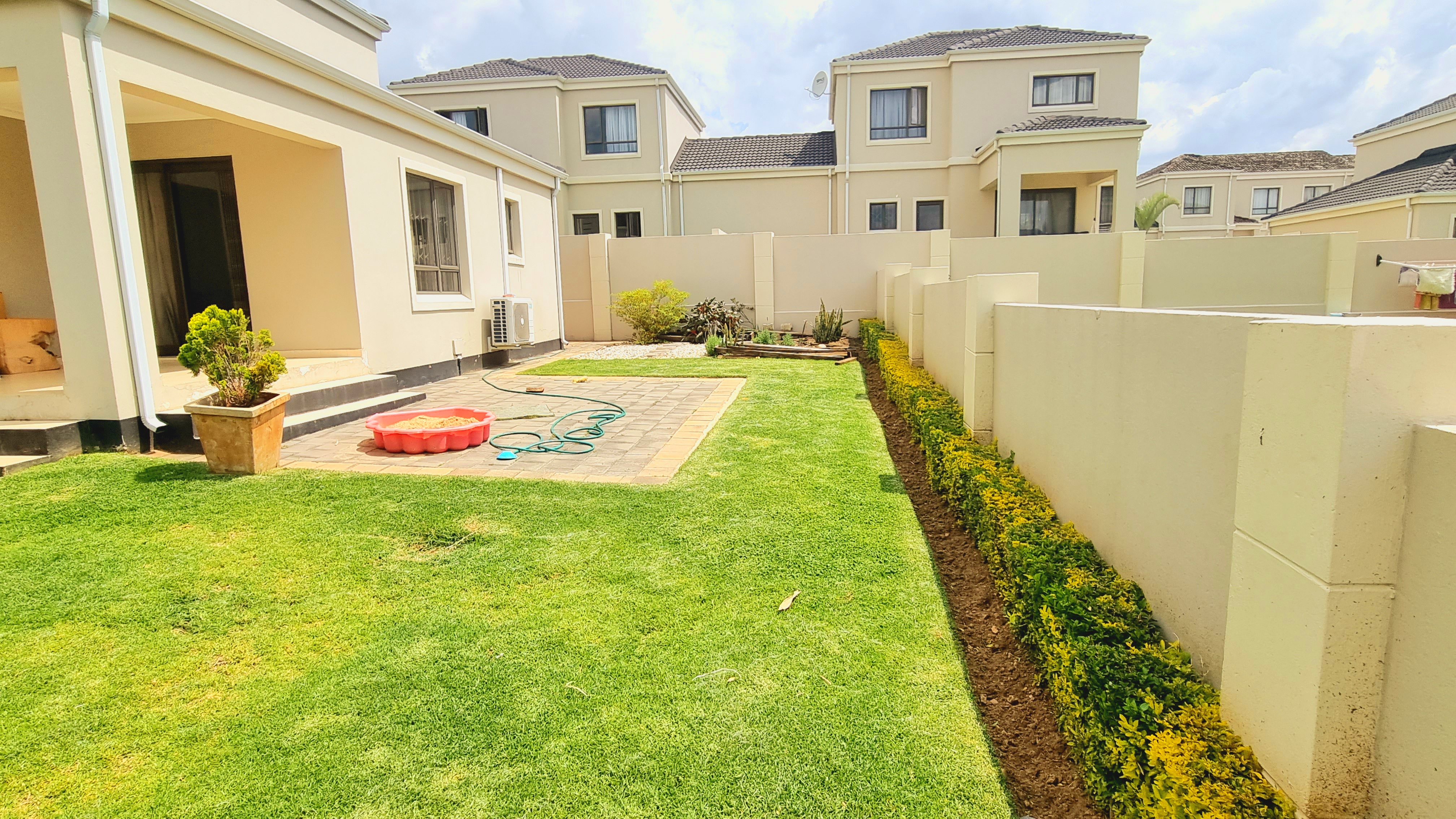 3 Bedroom Property for Sale in Carlswald Gauteng