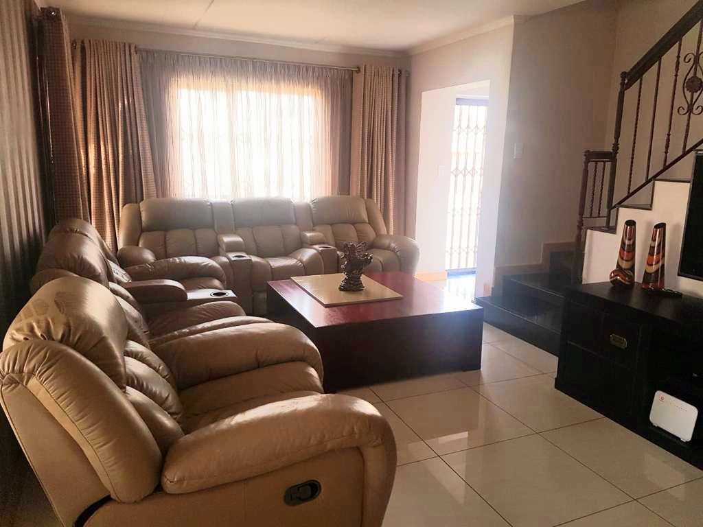 3 Bedroom Property for Sale in Carlswald Gauteng