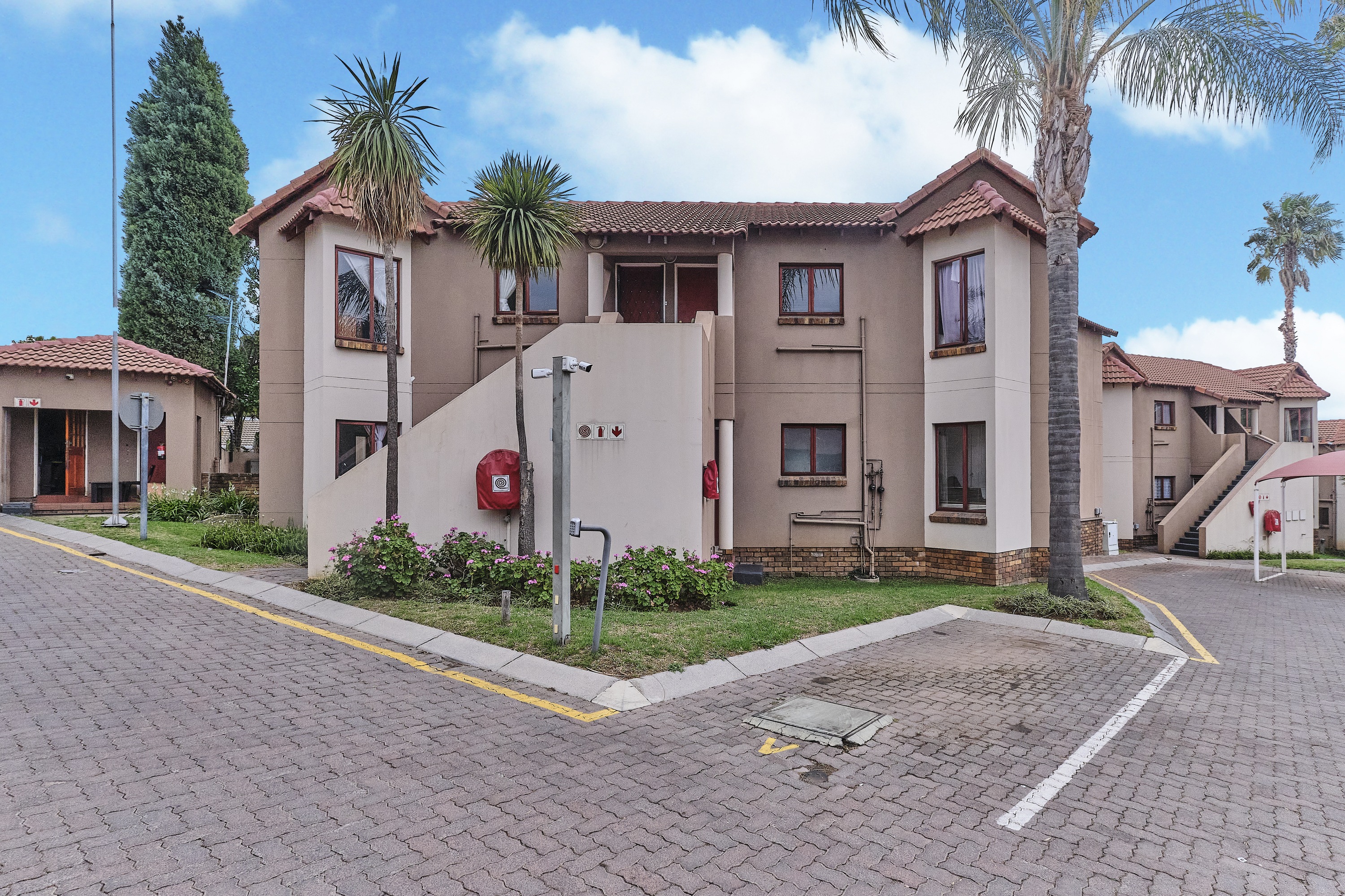 2 Bedroom Property for Sale in Northwold Gauteng