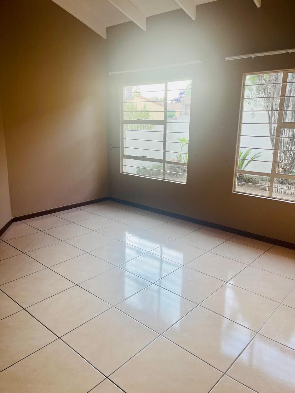 To Let 3 Bedroom Property for Rent in Halfway Gardens Gauteng