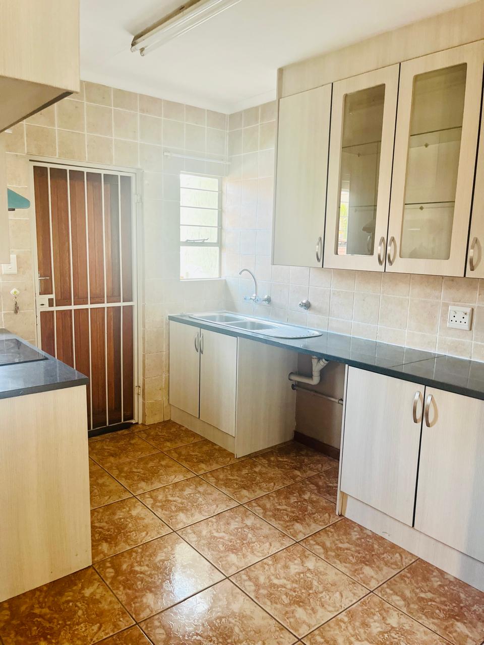 To Let 3 Bedroom Property for Rent in Halfway Gardens Gauteng