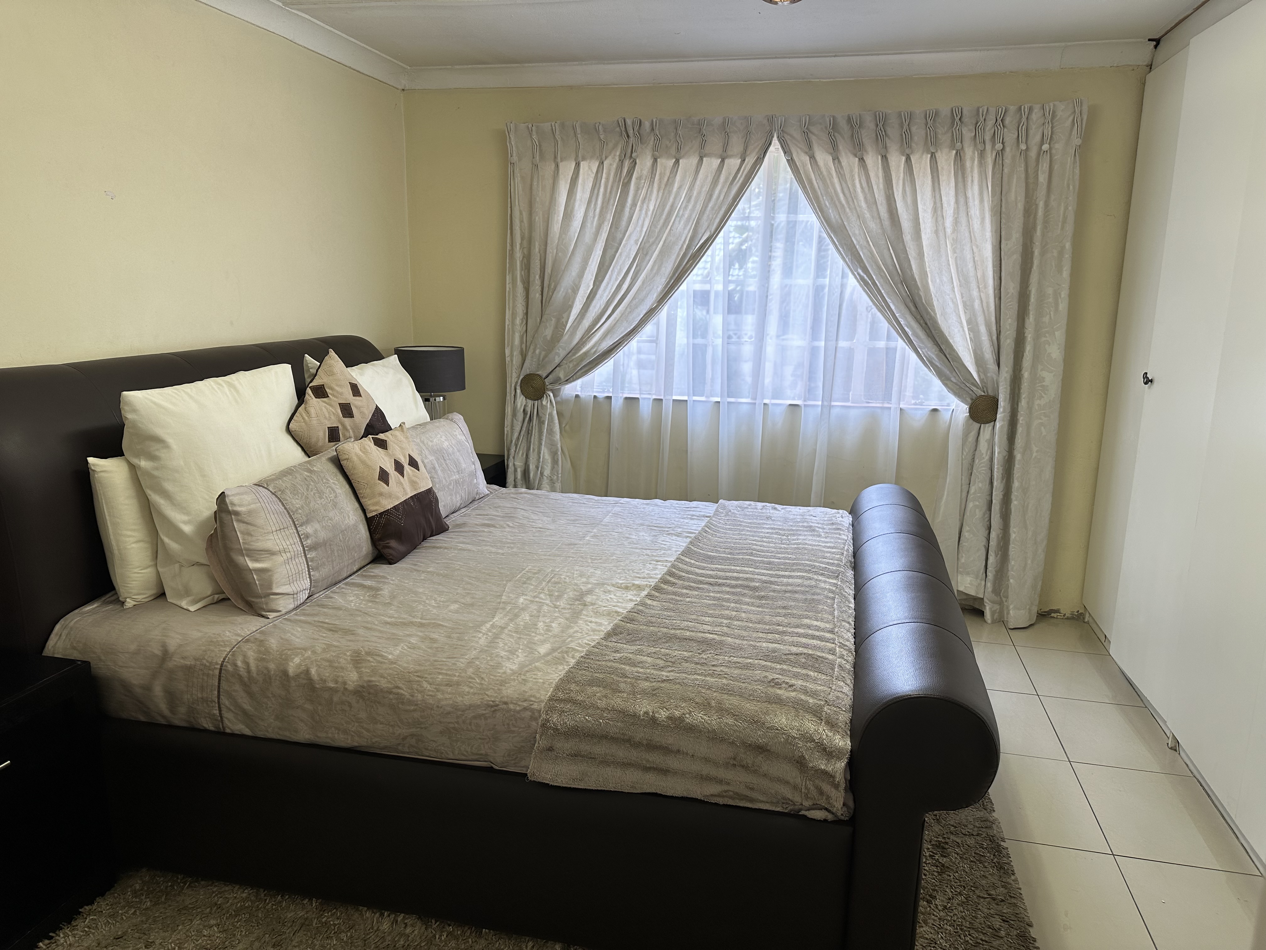 3 Bedroom Property for Sale in Edenvale Central Gauteng