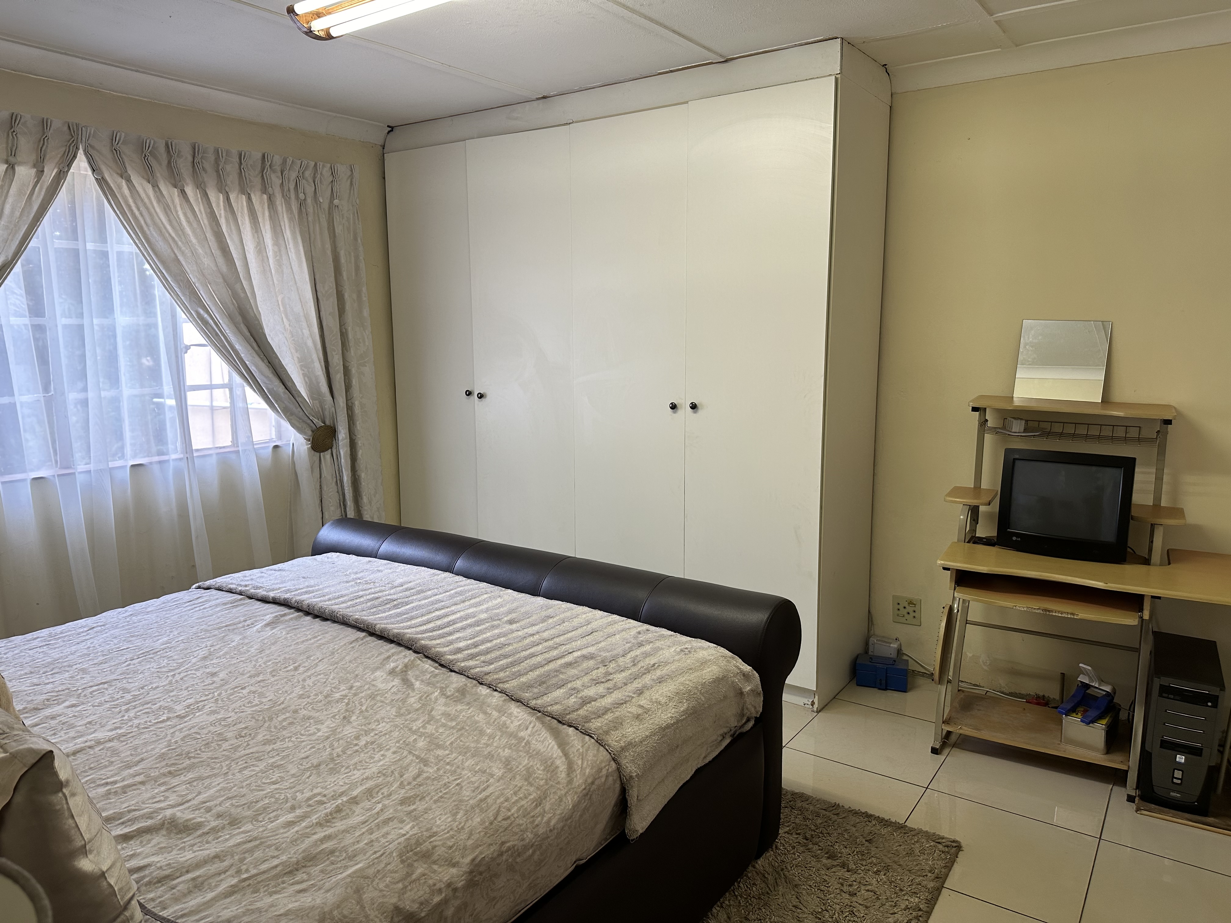 3 Bedroom Property for Sale in Edenvale Central Gauteng