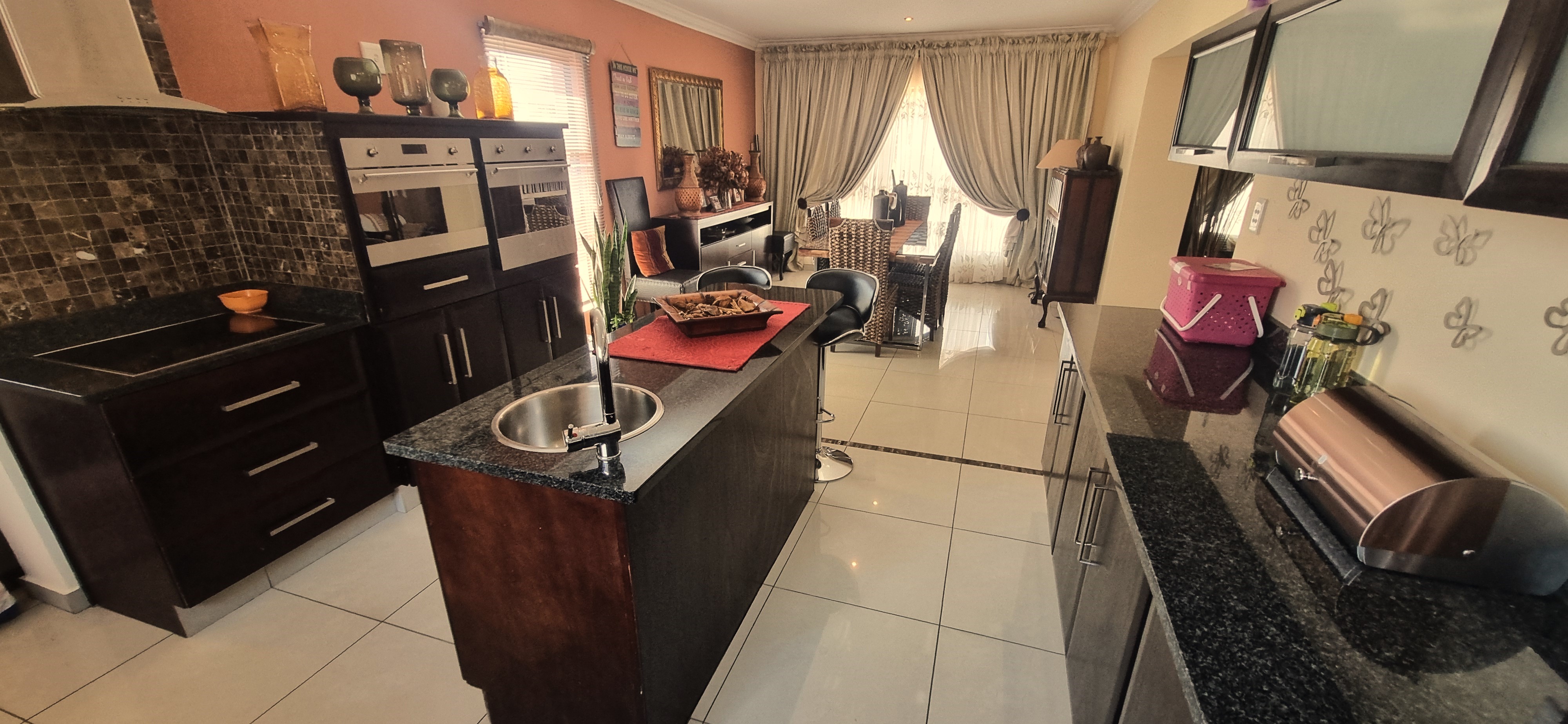 4 Bedroom Property for Sale in Monavoni Gauteng