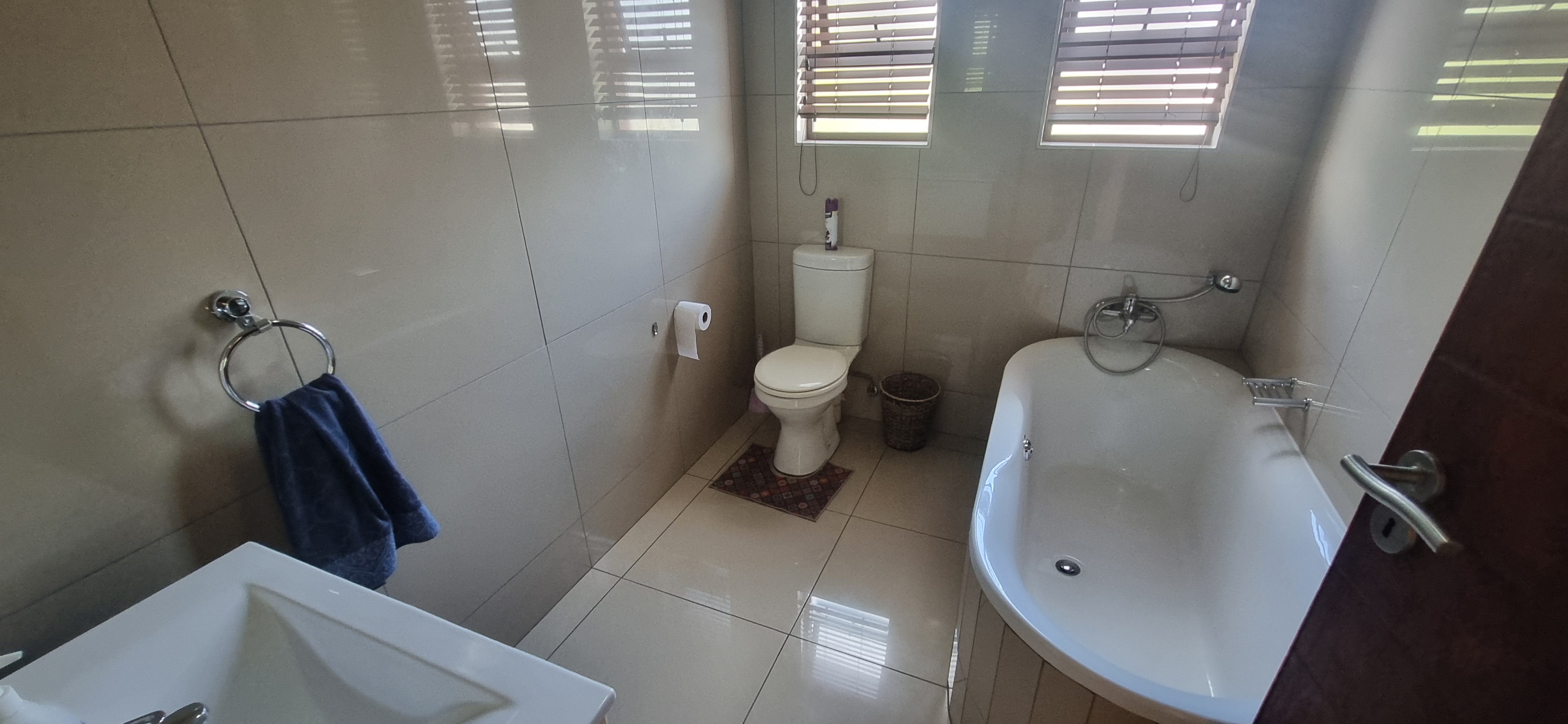 4 Bedroom Property for Sale in Monavoni Gauteng