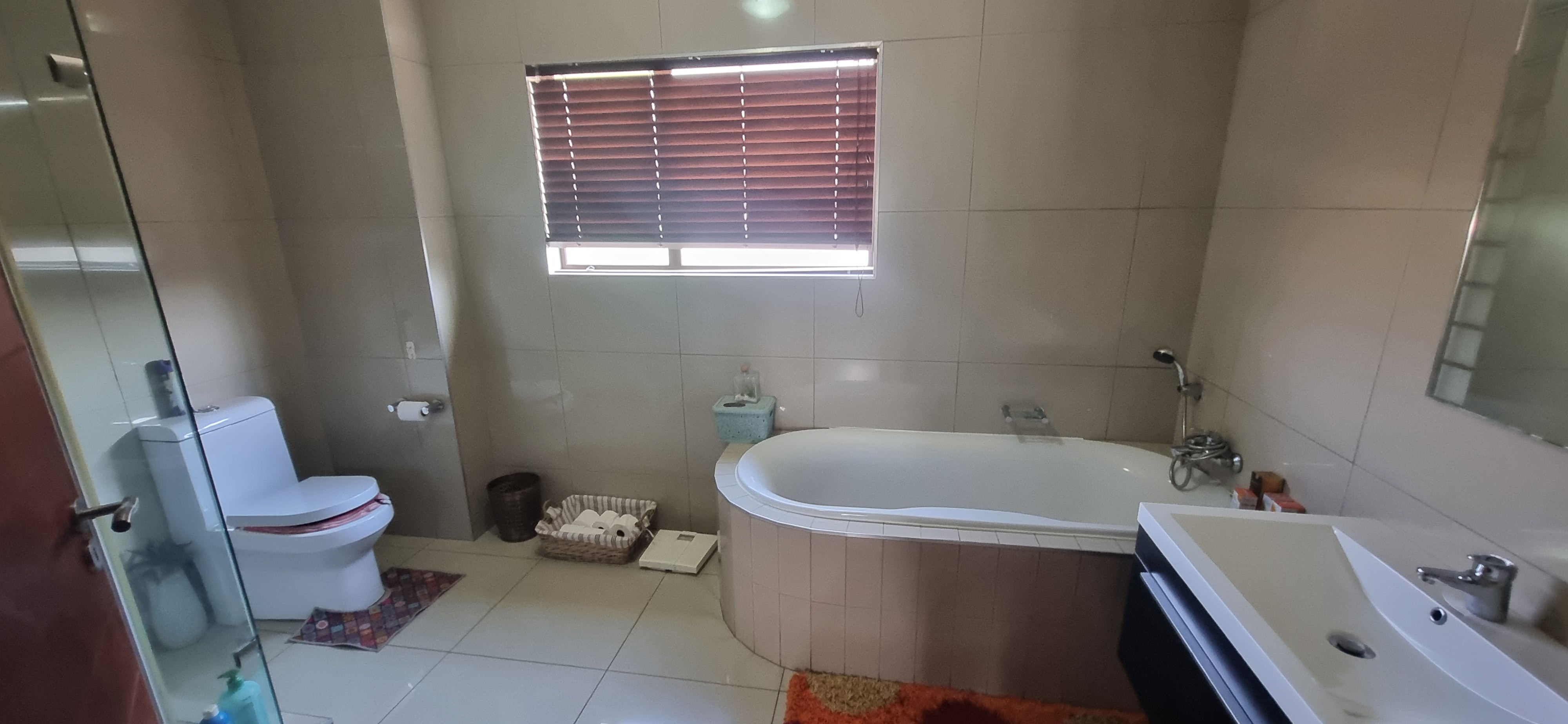 4 Bedroom Property for Sale in Monavoni Gauteng