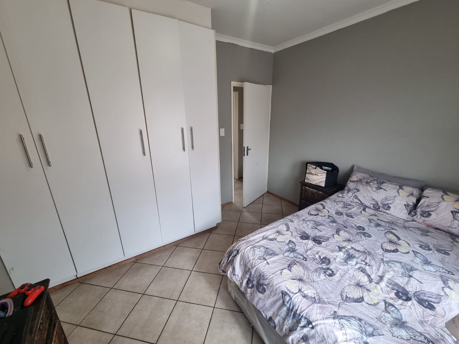 2 Bedroom Property for Sale in Albertsdal Gauteng