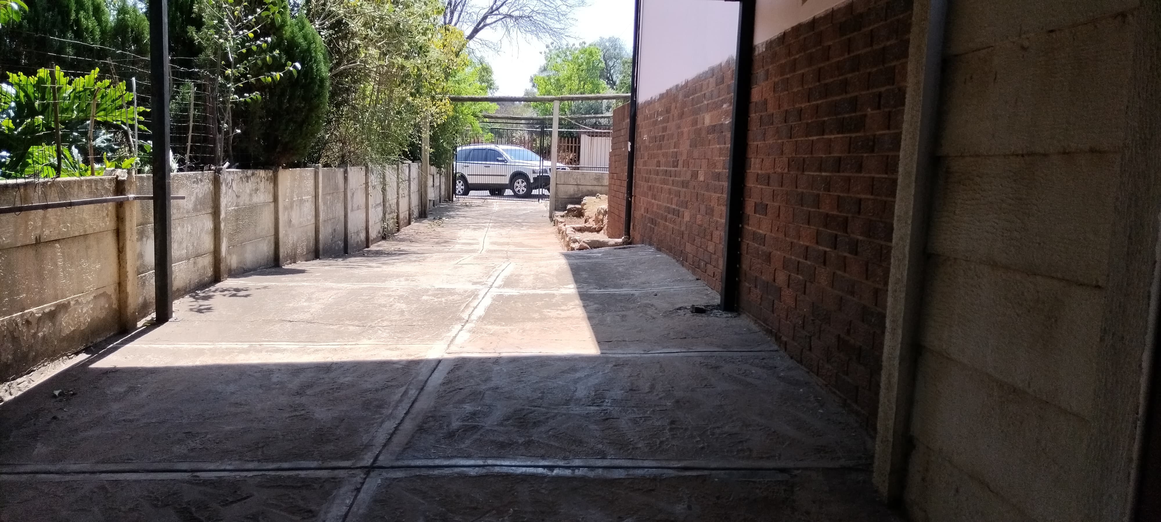 3 Bedroom Property for Sale in Lindhaven Gauteng