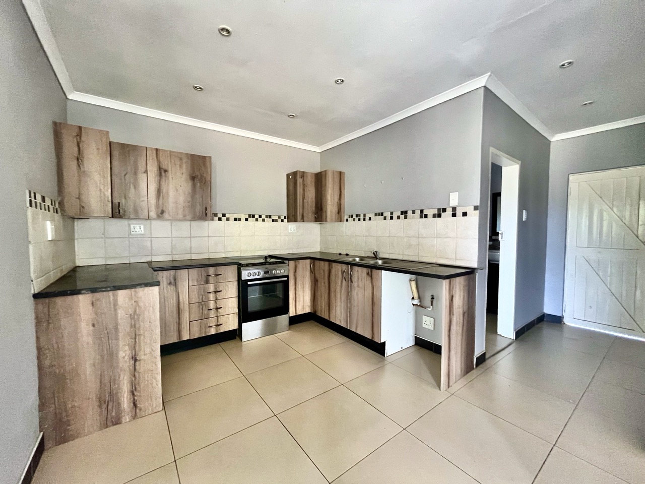 To Let 2 Bedroom Property for Rent in Sun Valley Gauteng