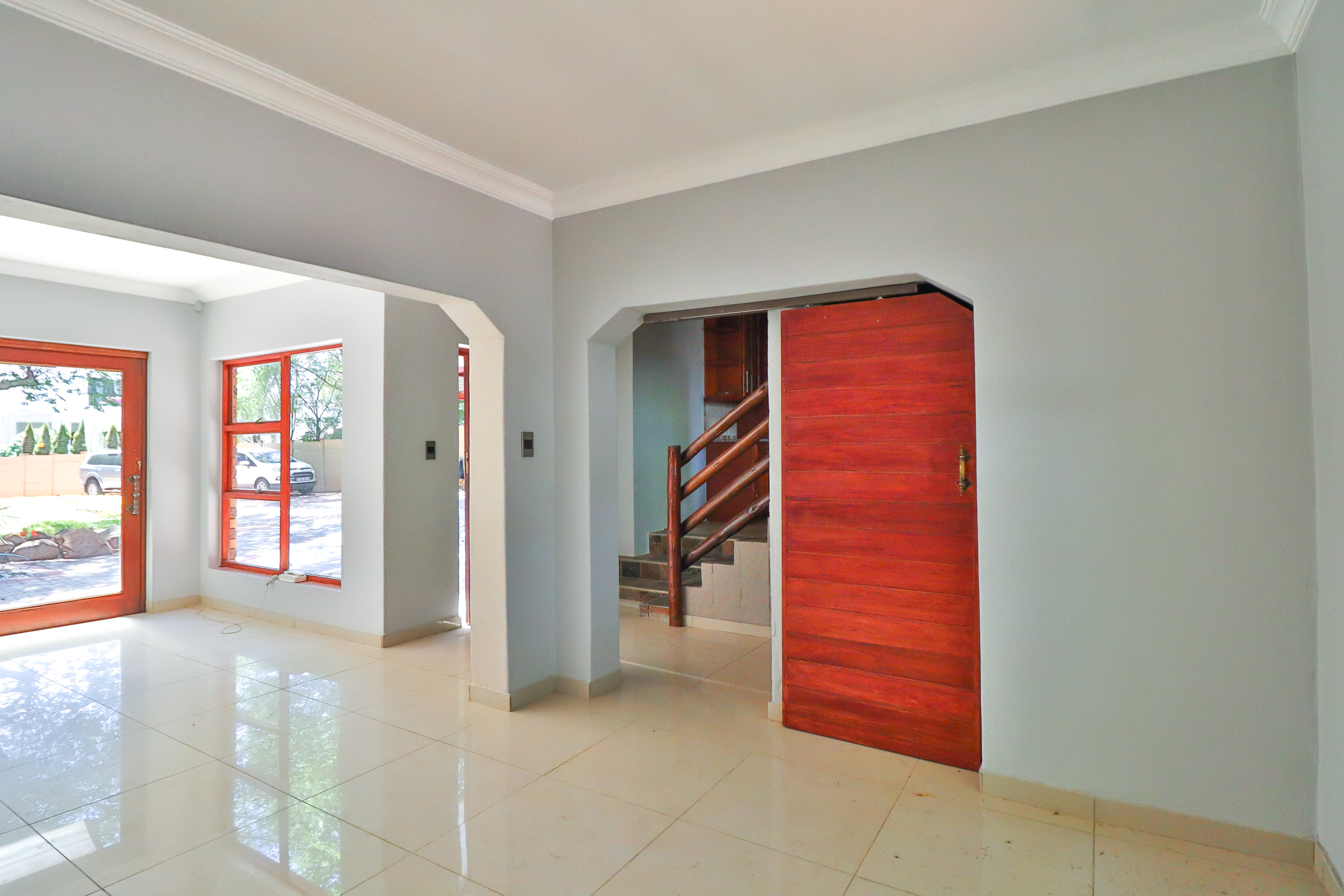 4 Bedroom Property for Sale in Garsfontein Gauteng