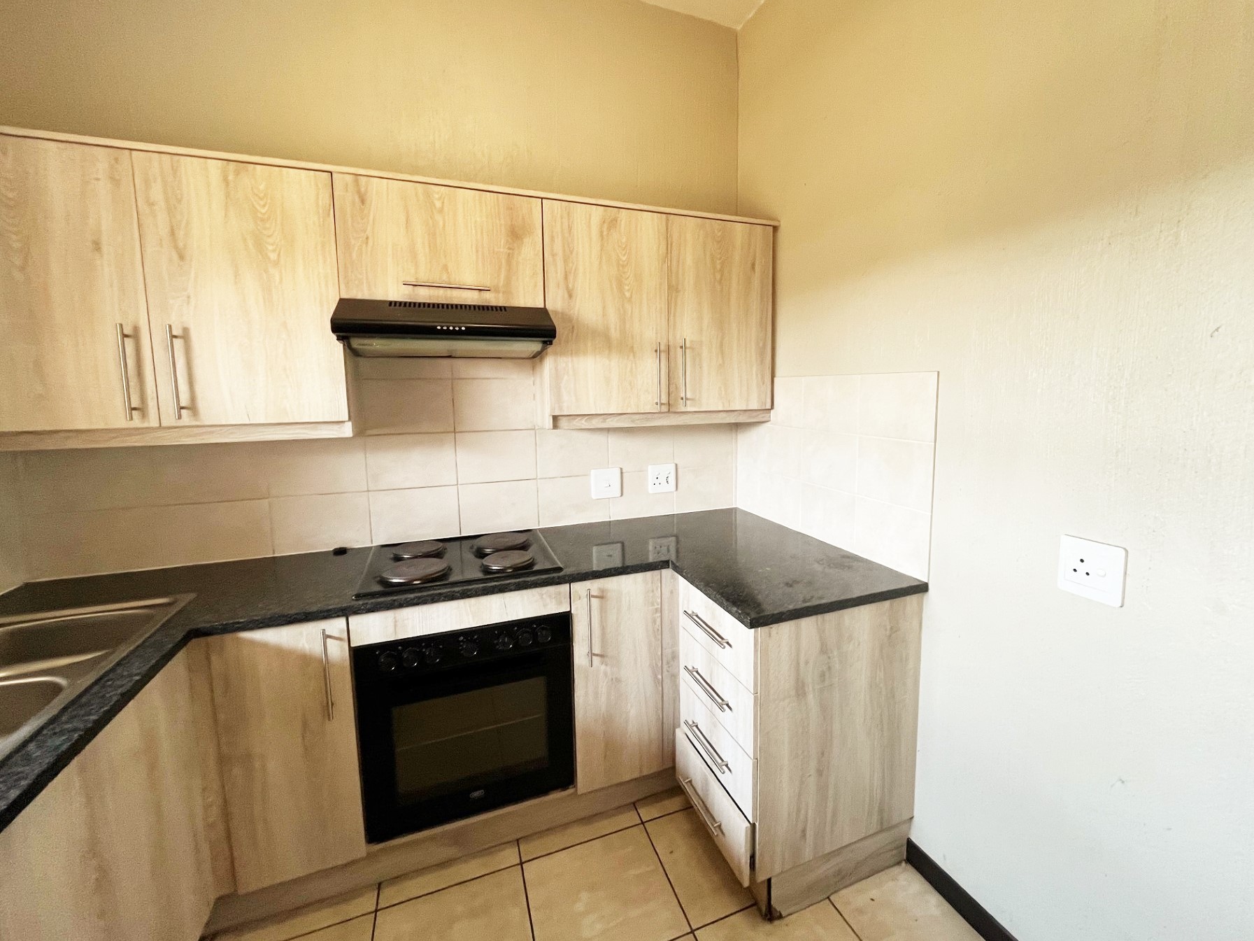 3 Bedroom Property for Sale in Barbeque Downs Gauteng