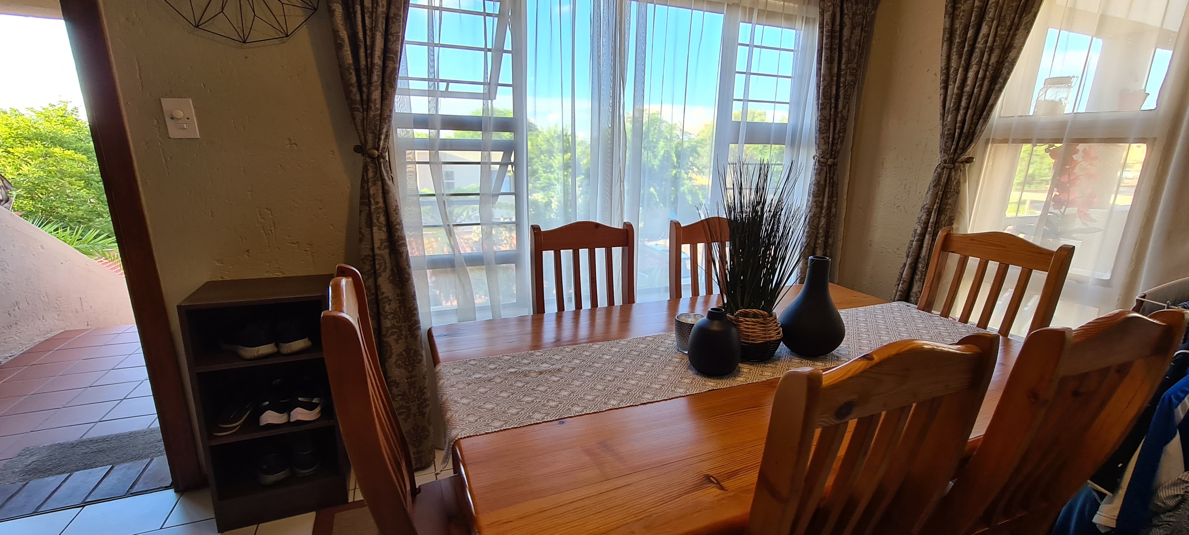 To Let 2 Bedroom Property for Rent in Sunninghill Gauteng