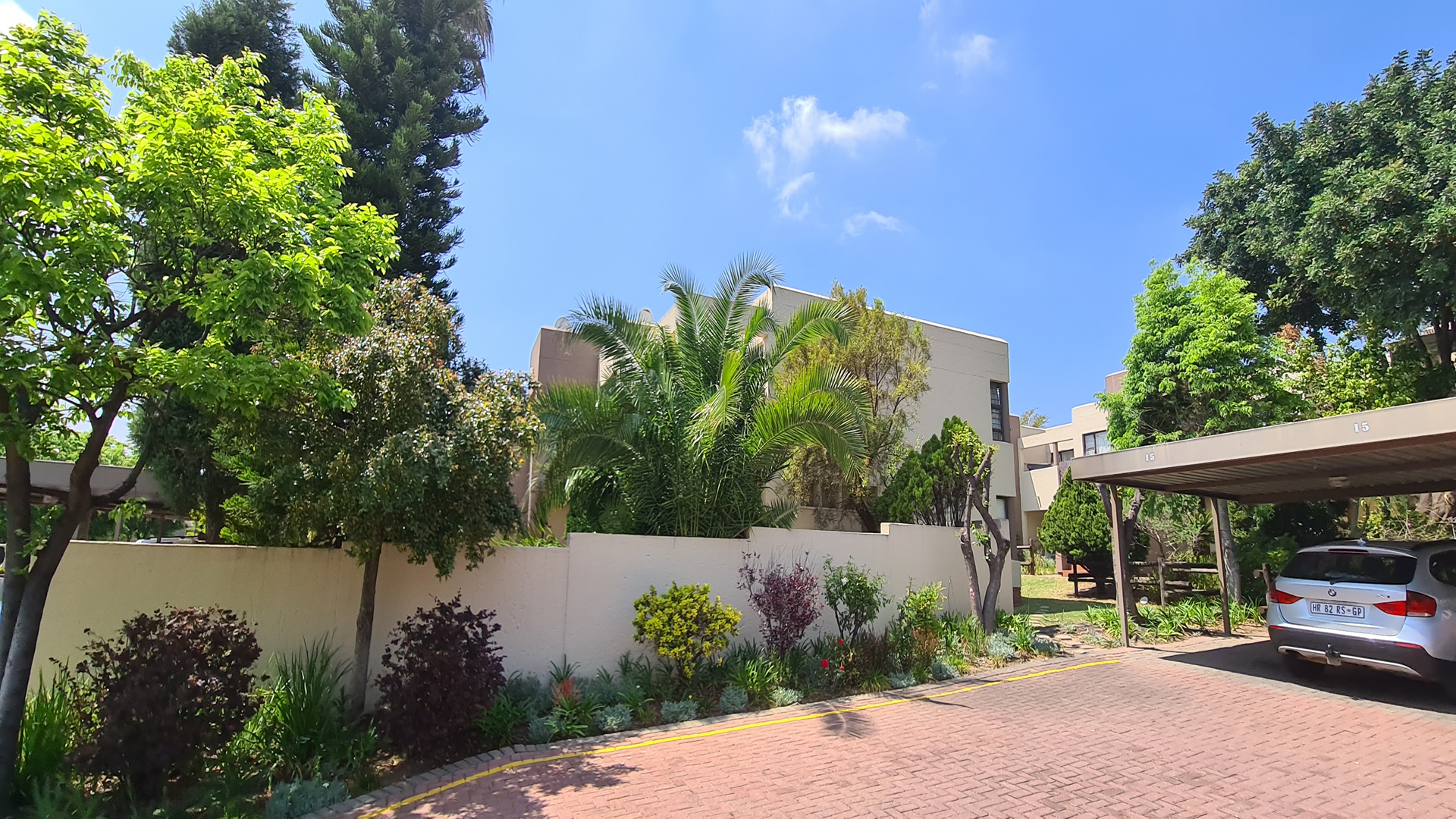 To Let 2 Bedroom Property for Rent in Sunninghill Gauteng