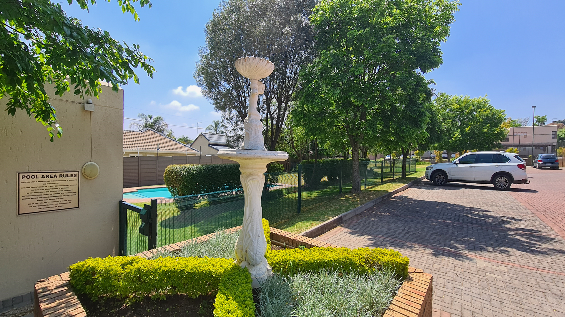 To Let 2 Bedroom Property for Rent in Sunninghill Gauteng