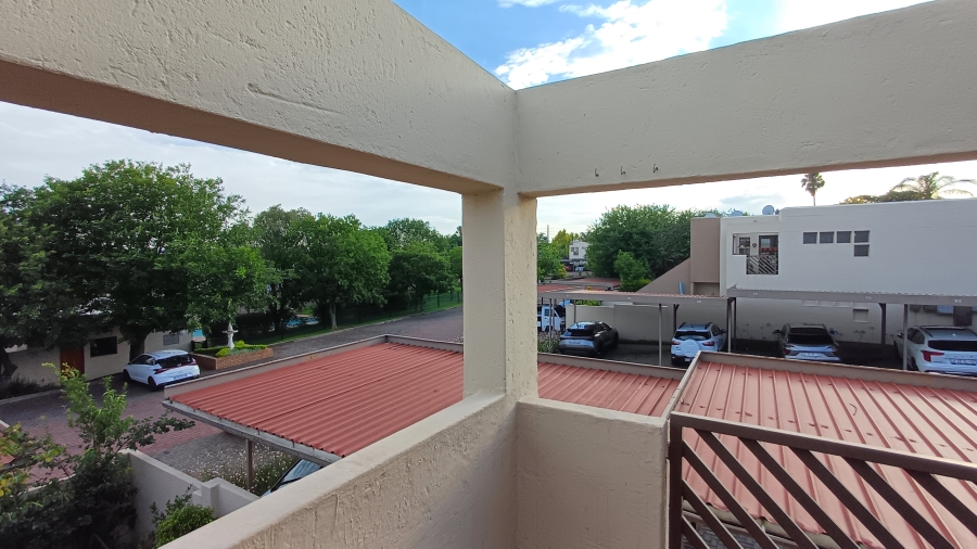 To Let 2 Bedroom Property for Rent in Sunninghill Gauteng