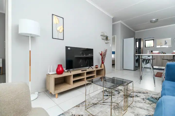 2 Bedroom Property for Sale in Carlswald Estate Gauteng