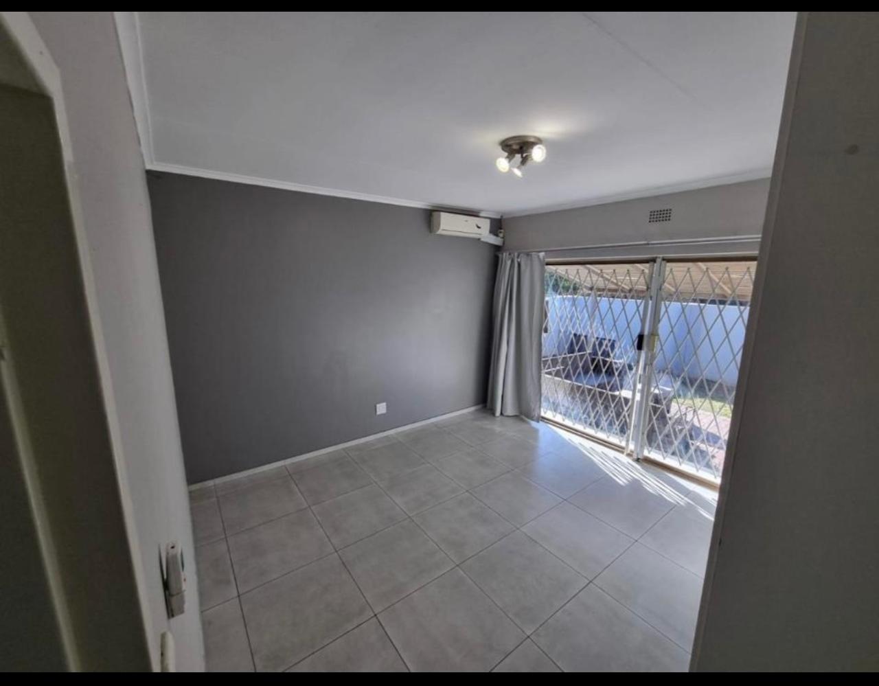 To Let 3 Bedroom Property for Rent in Rivonia Gauteng