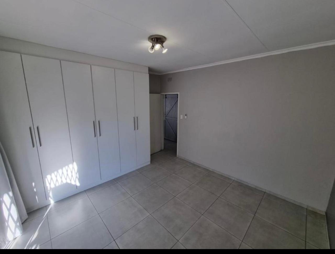 To Let 3 Bedroom Property for Rent in Rivonia Gauteng