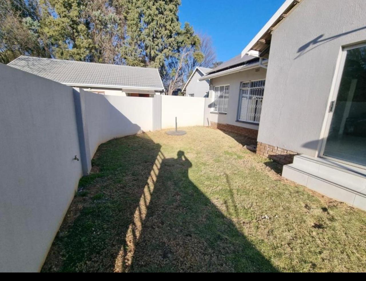 To Let 3 Bedroom Property for Rent in Rivonia Gauteng