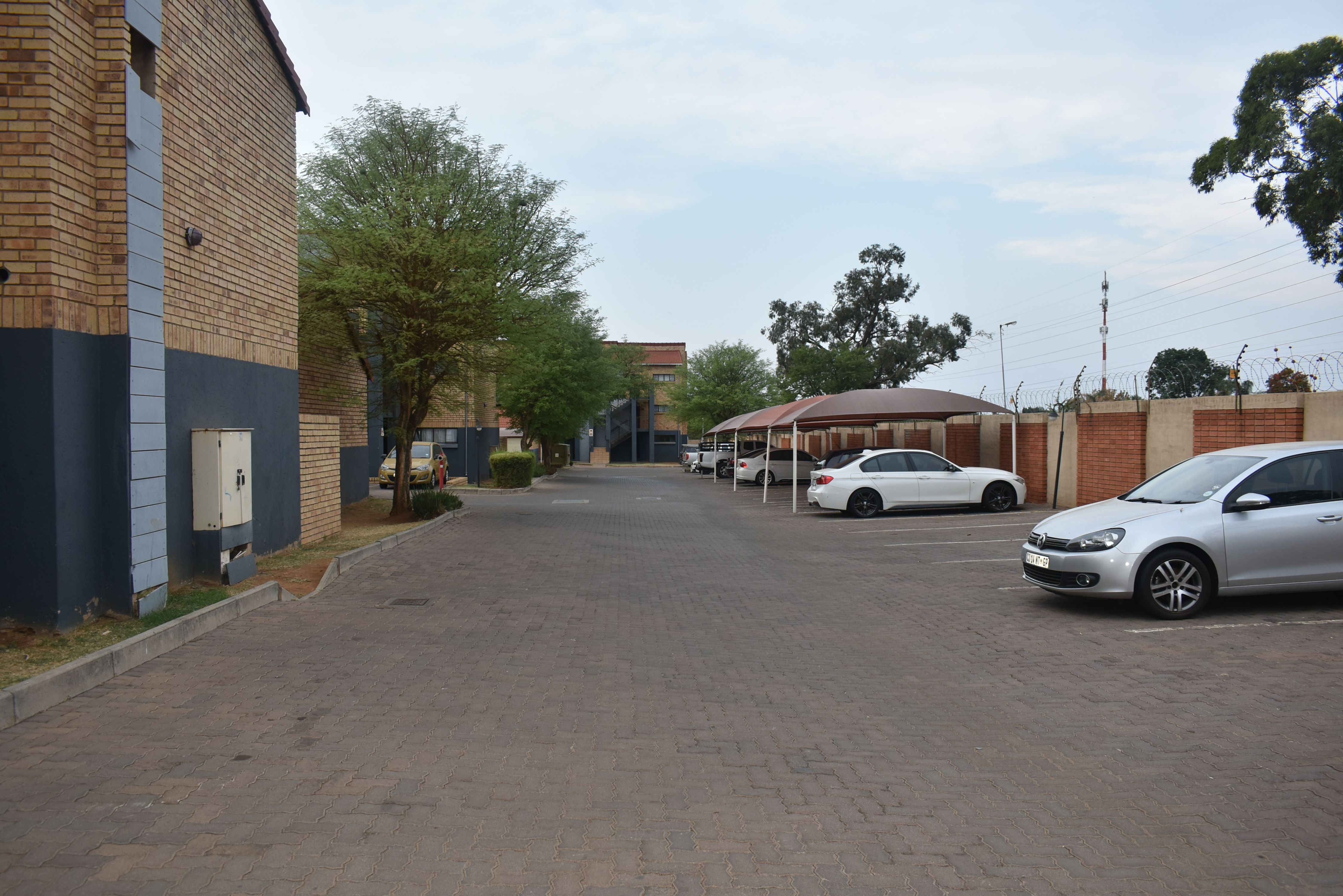 2 Bedroom Property for Sale in The Orchards Gauteng